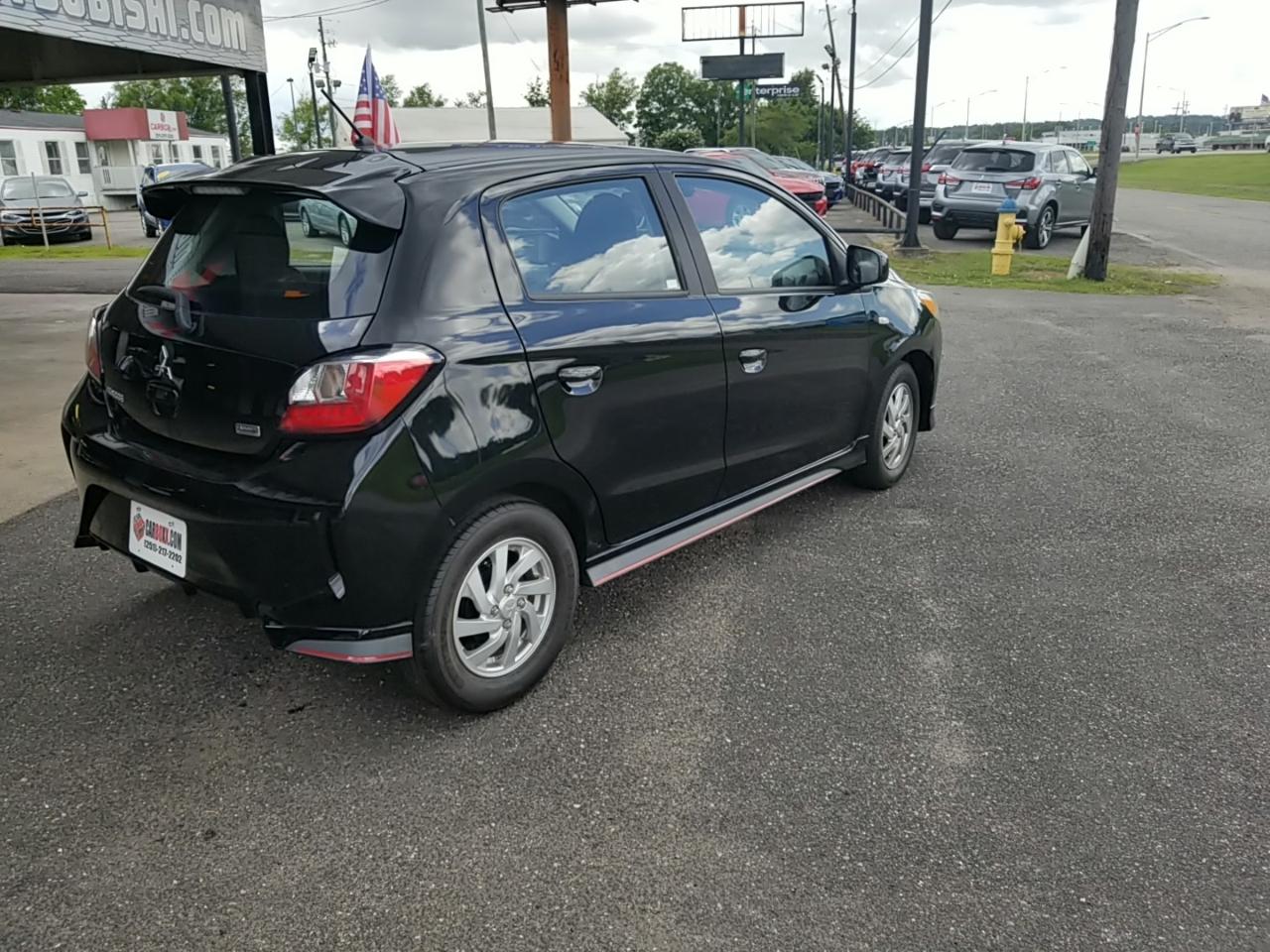 Mitsubishi Mirage ES CVT 2021