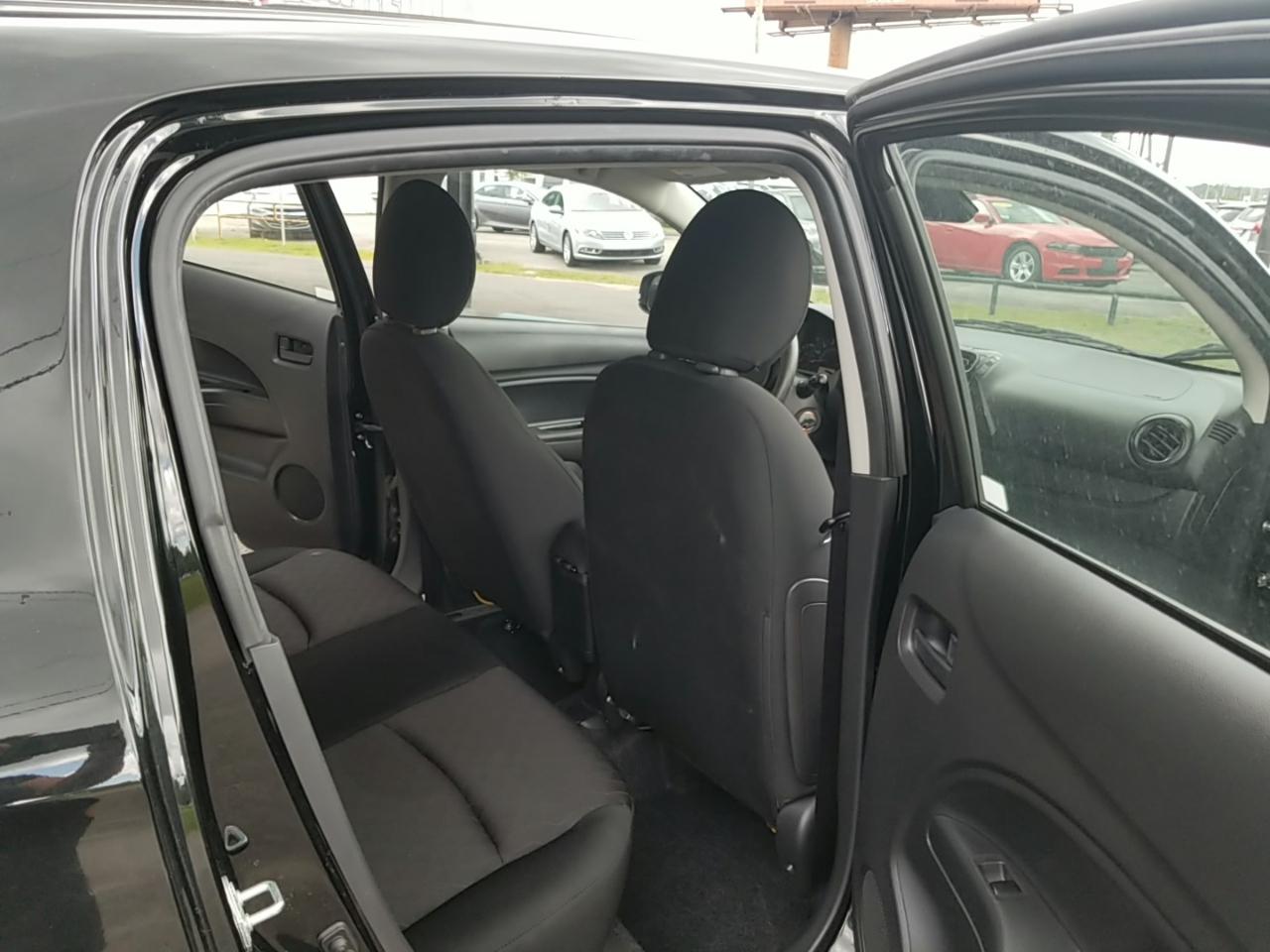 Mitsubishi Mirage ES CVT 2021