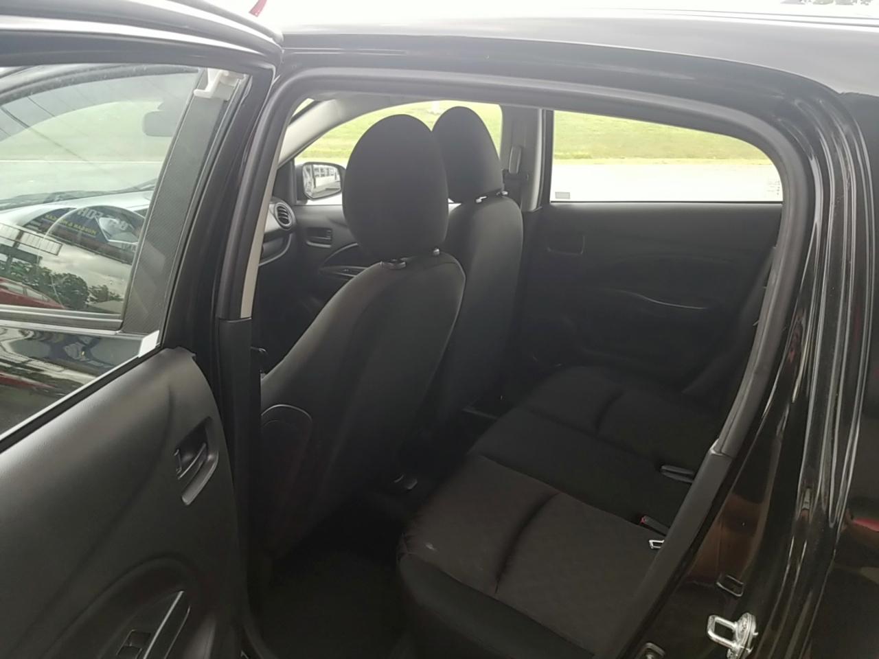 Mitsubishi Mirage ES CVT 2021