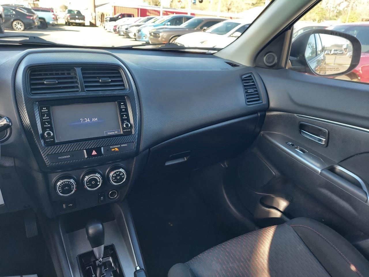 Mitsubishi Outlander Sport 2.0 ES CVT 2018