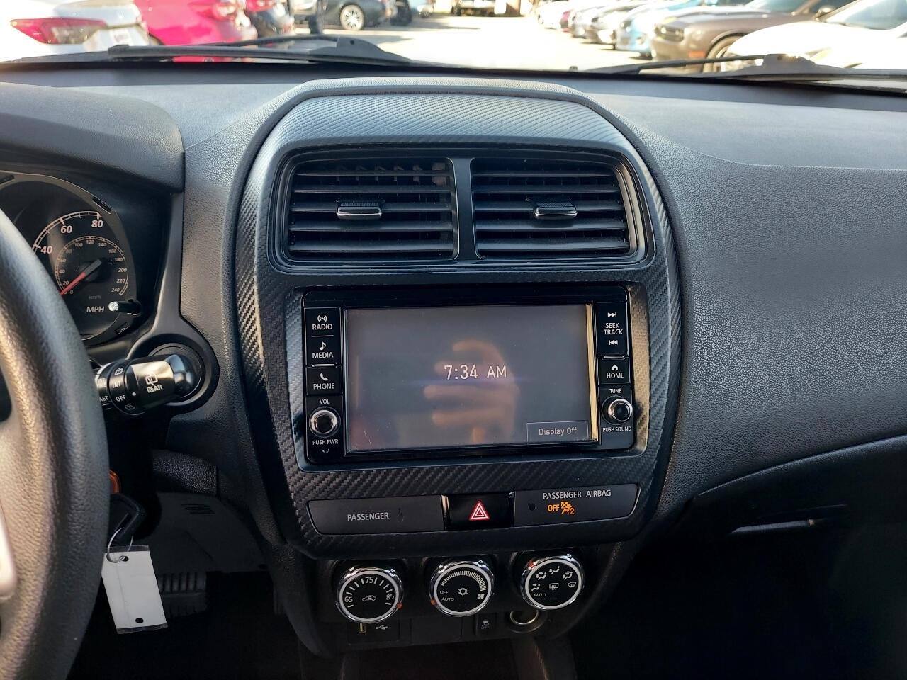 Mitsubishi Outlander Sport 2.0 ES CVT 2018