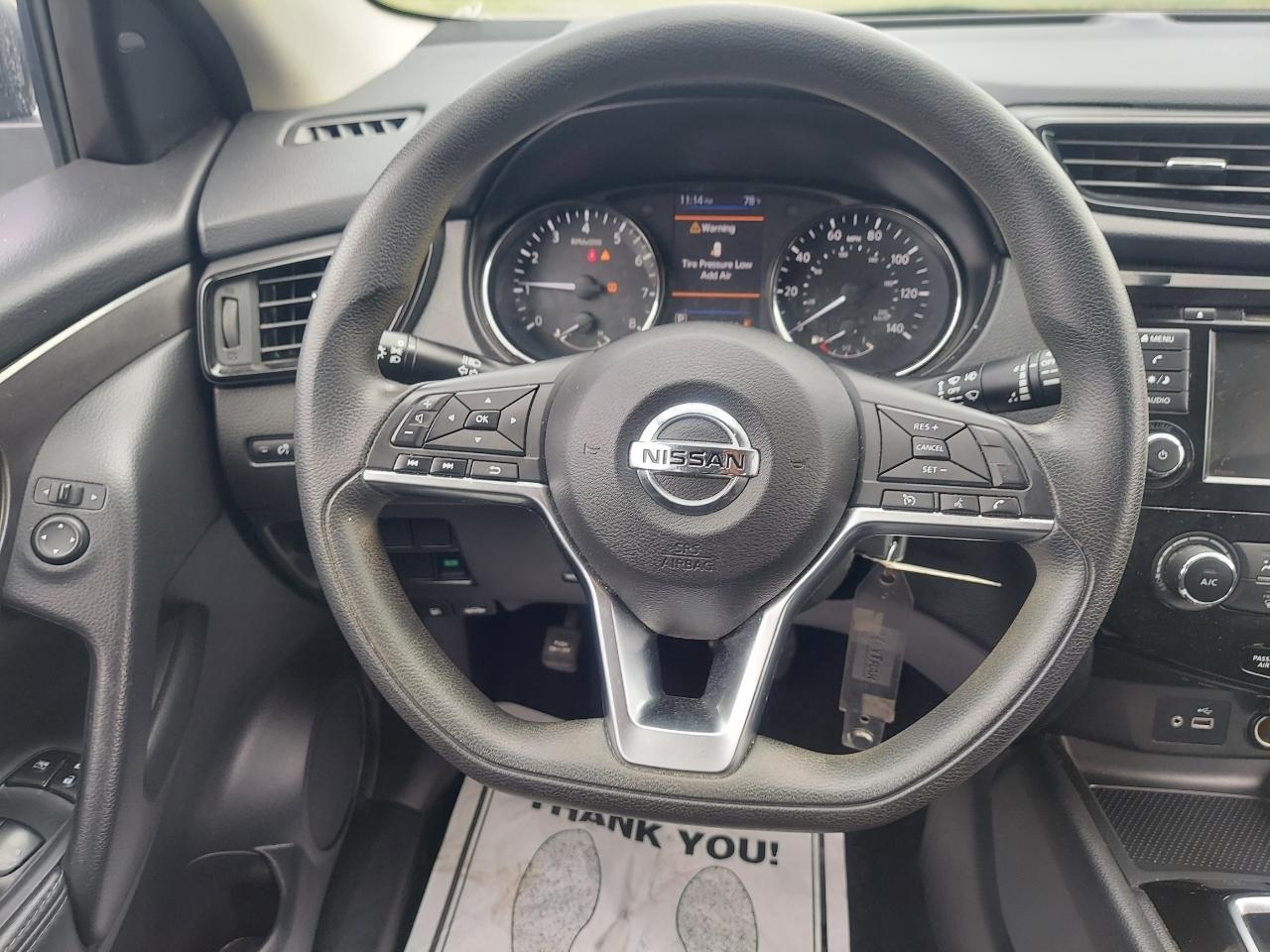 Nissan Rogue Sport S 2019