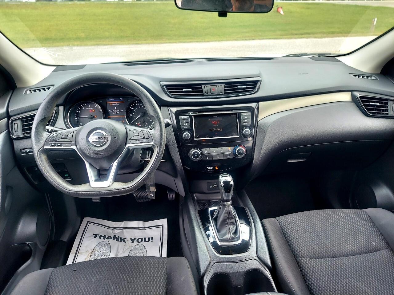 Nissan Rogue Sport S 2019