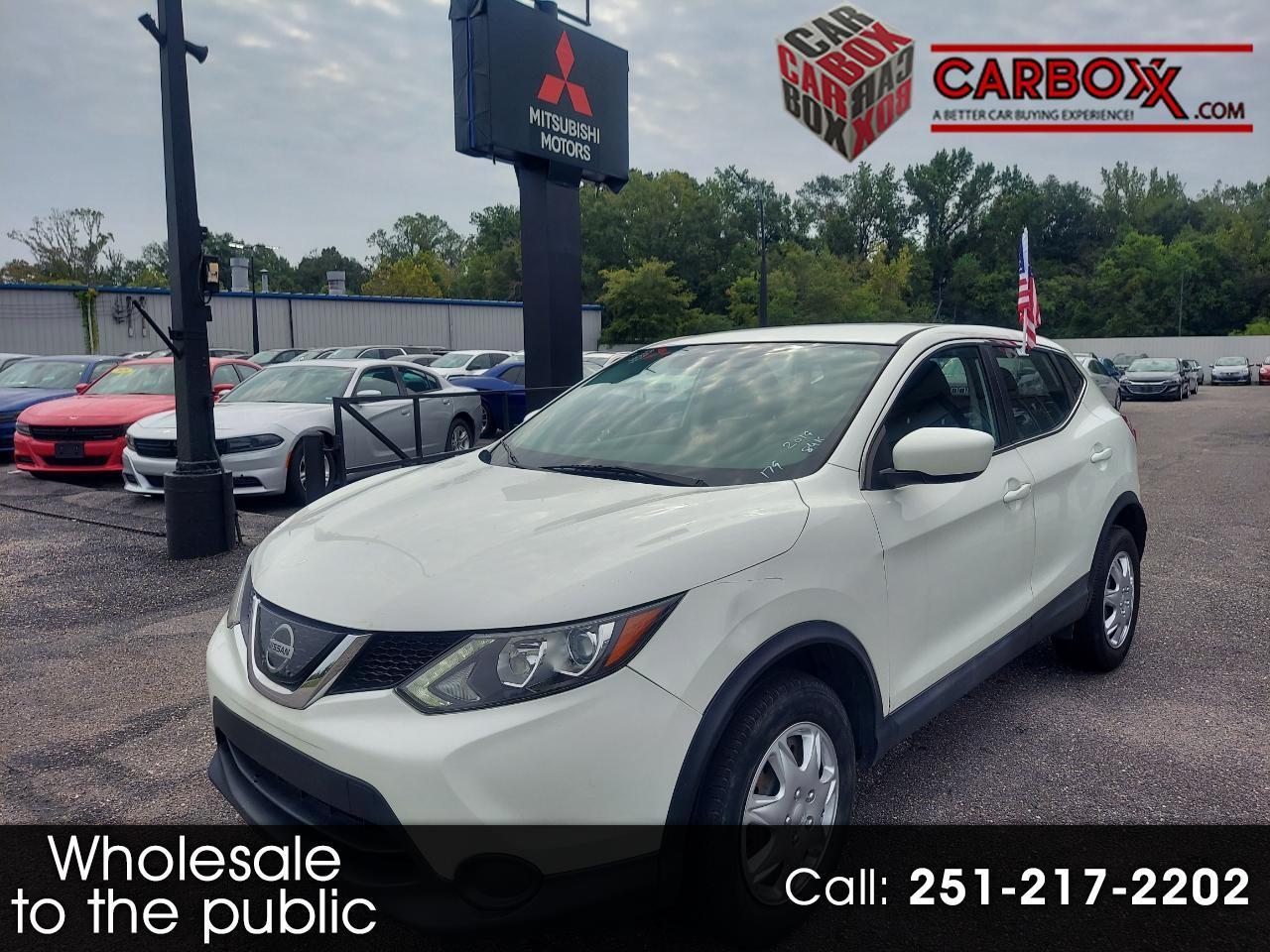 Nissan Rogue Sport S 2019