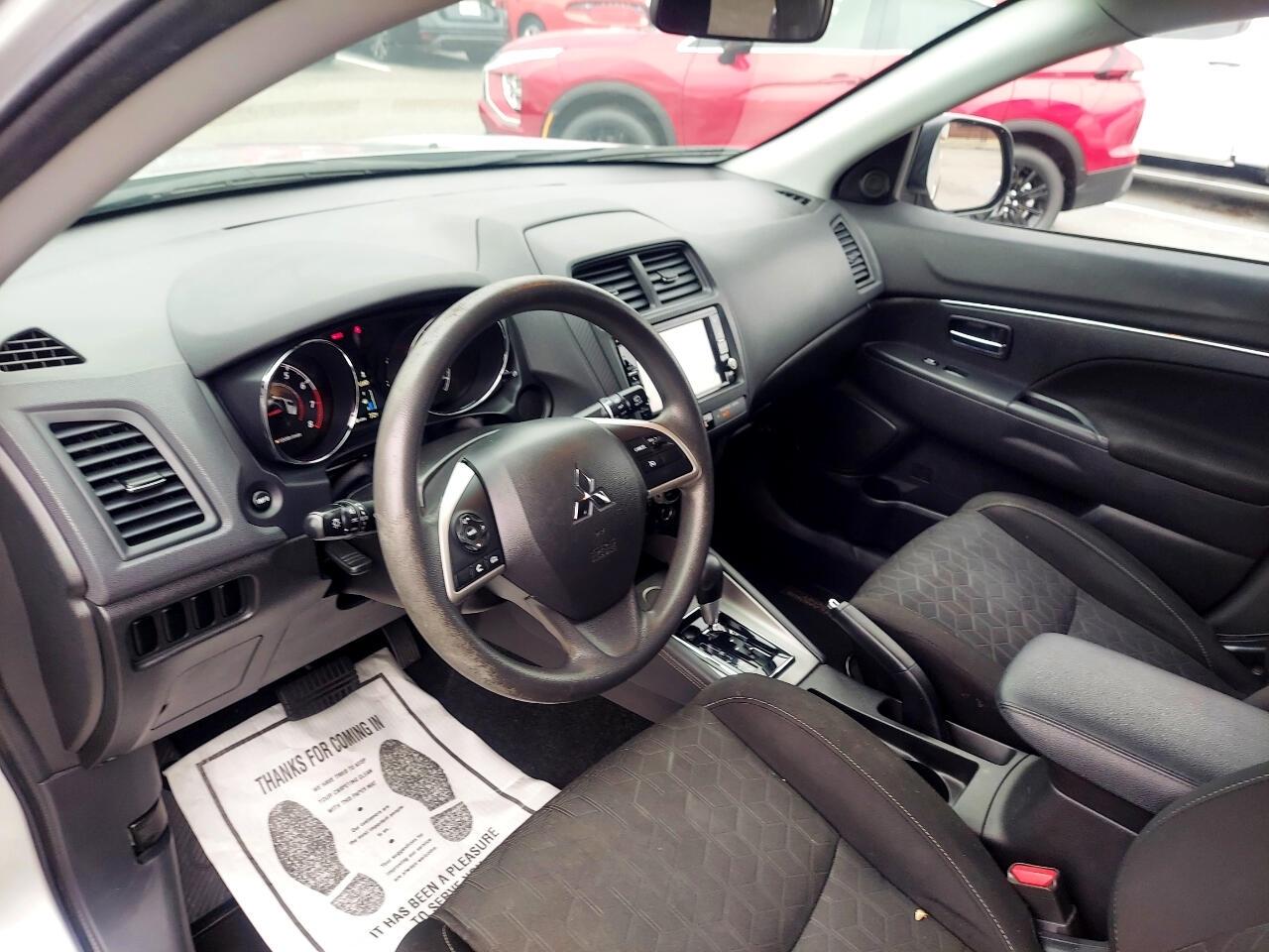 Mitsubishi Outlander Sport 2.0 ES CVT 2020