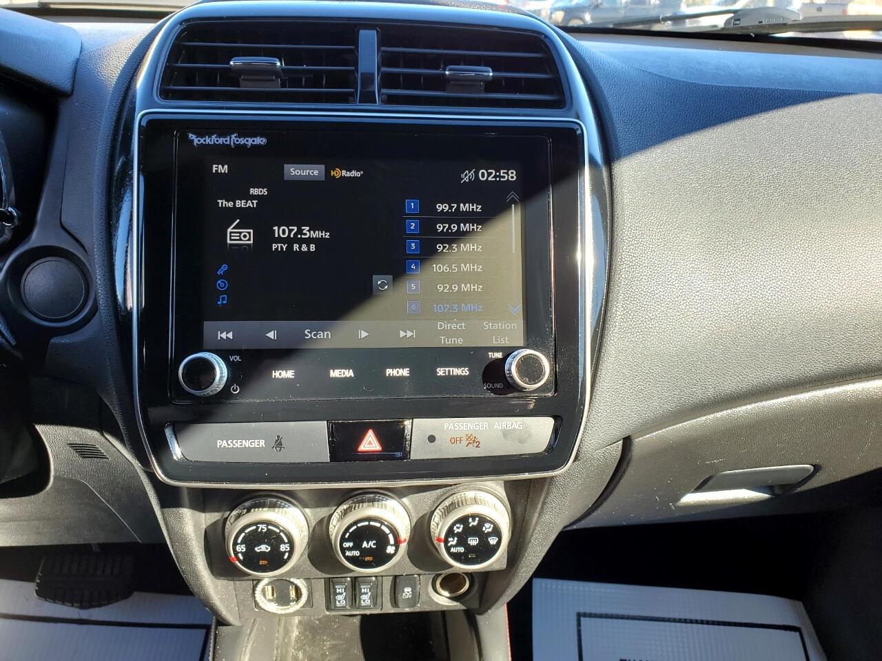 Mitsubishi Outlander Sport 2.0 ES CVT 2020