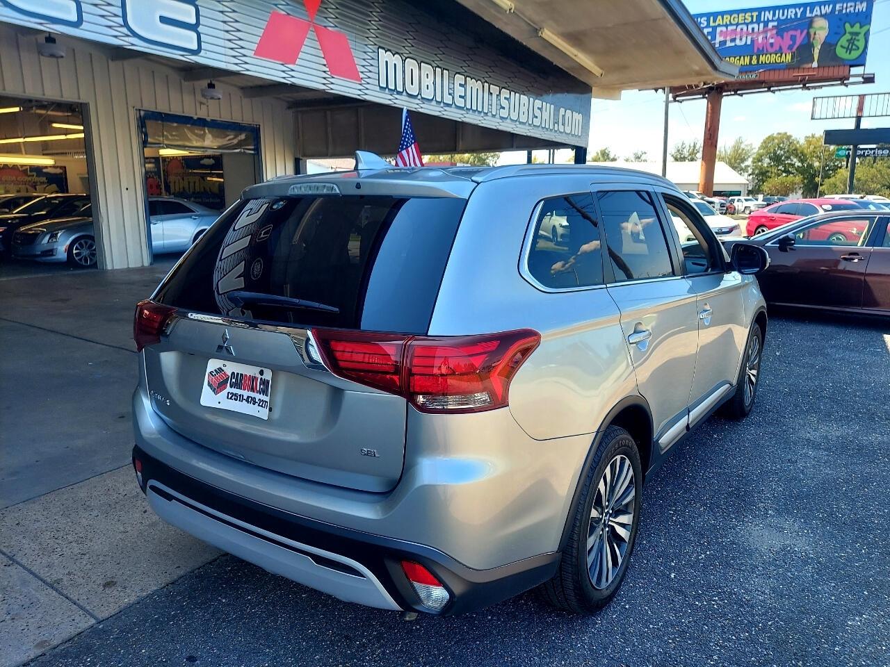 Mitsubishi Outlander SEL 2WD 2020