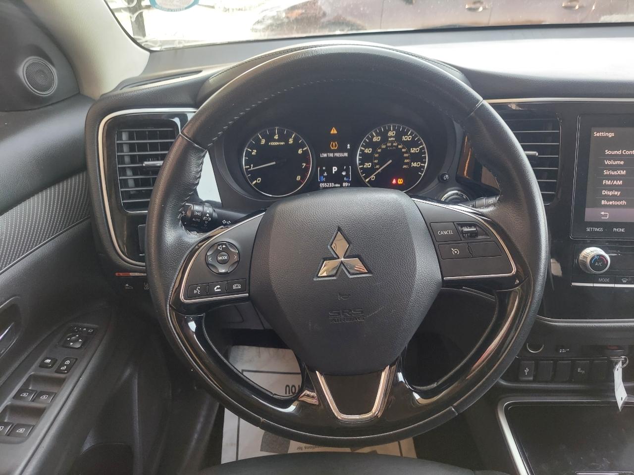 Mitsubishi Outlander SEL 2WD 2020