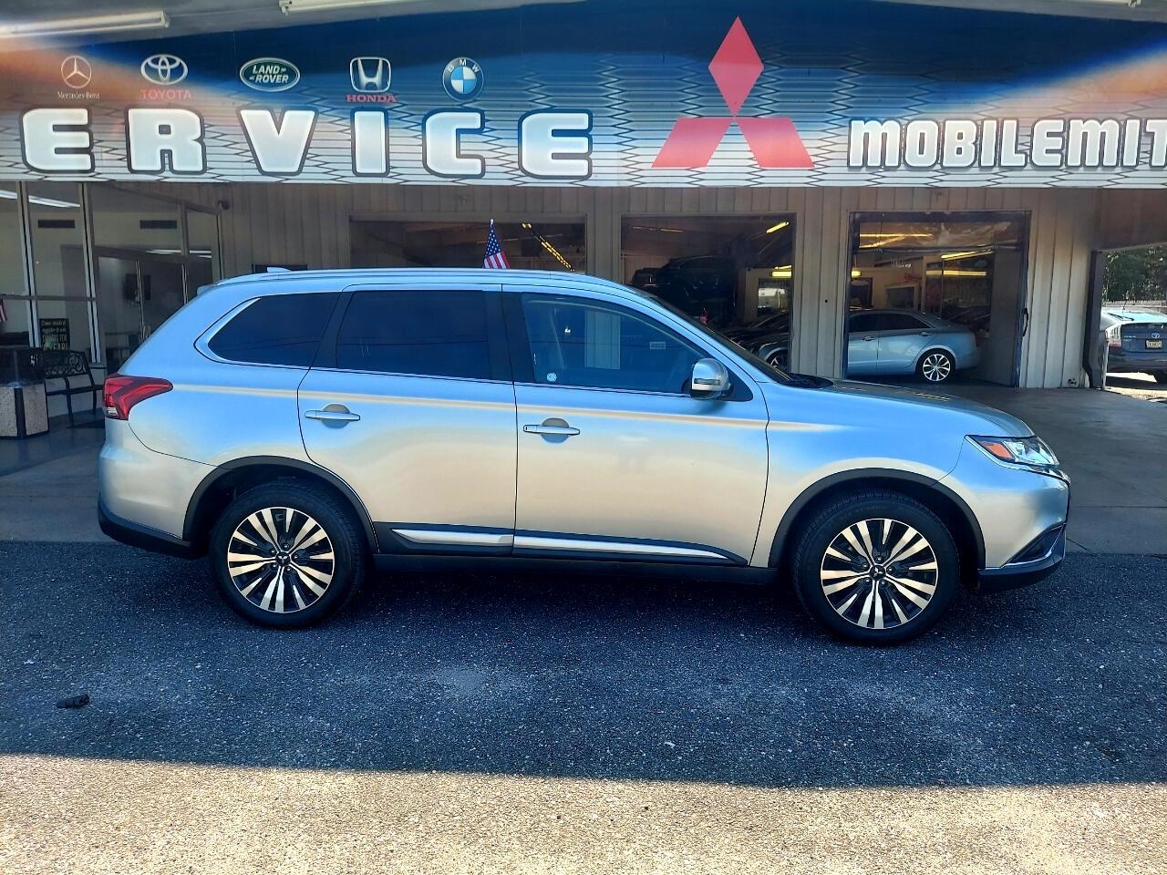 Mitsubishi Outlander SEL 2WD 2020