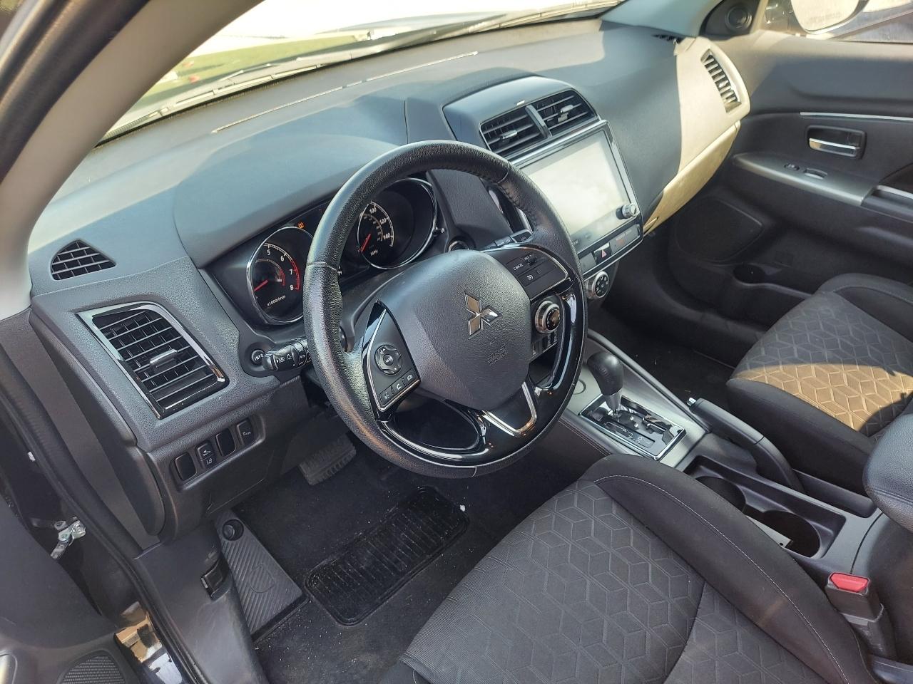 Mitsubishi Outlander Sport 2.0 SE CVT 2020