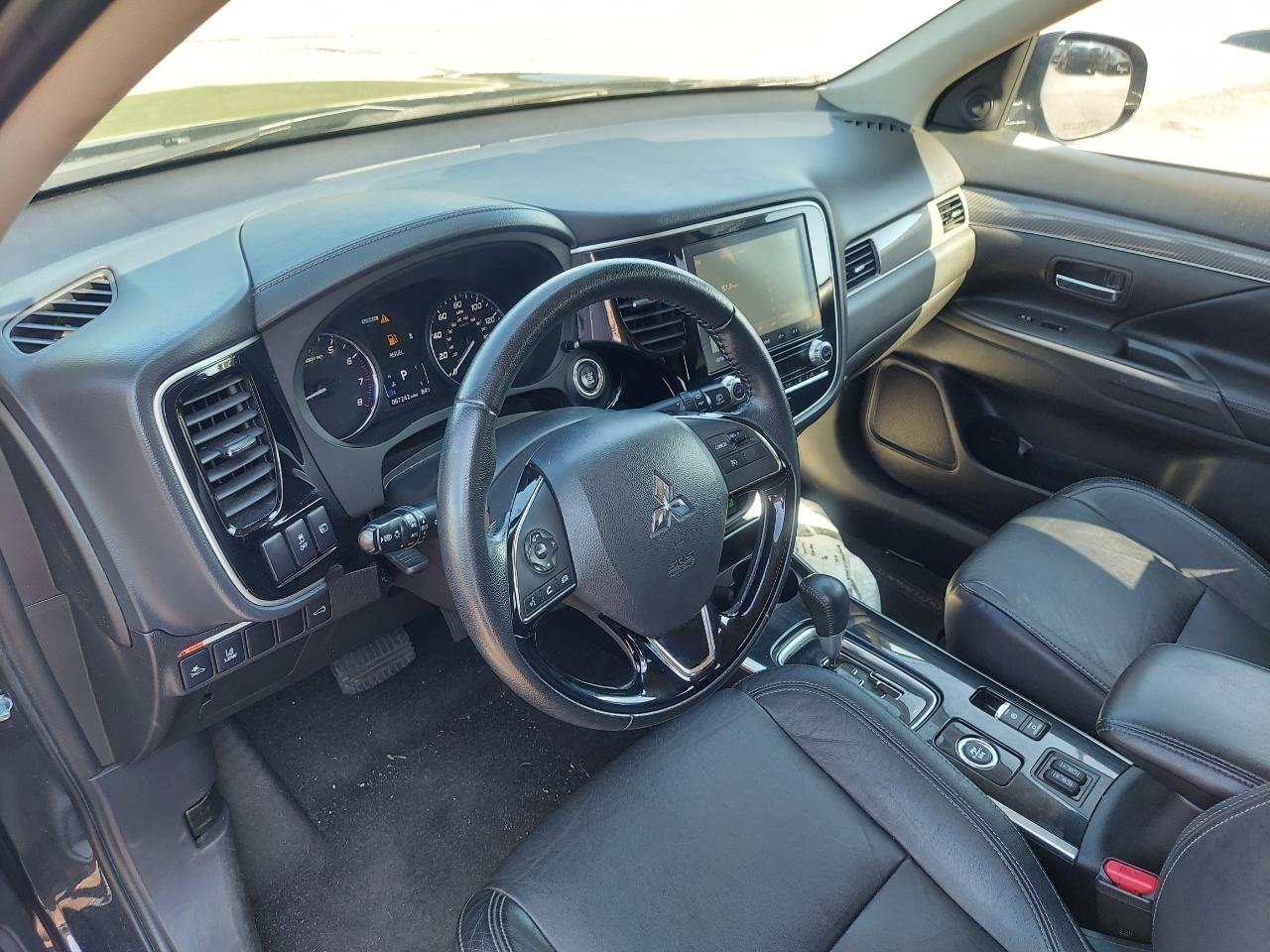 Mitsubishi Outlander SEL AWD 2020