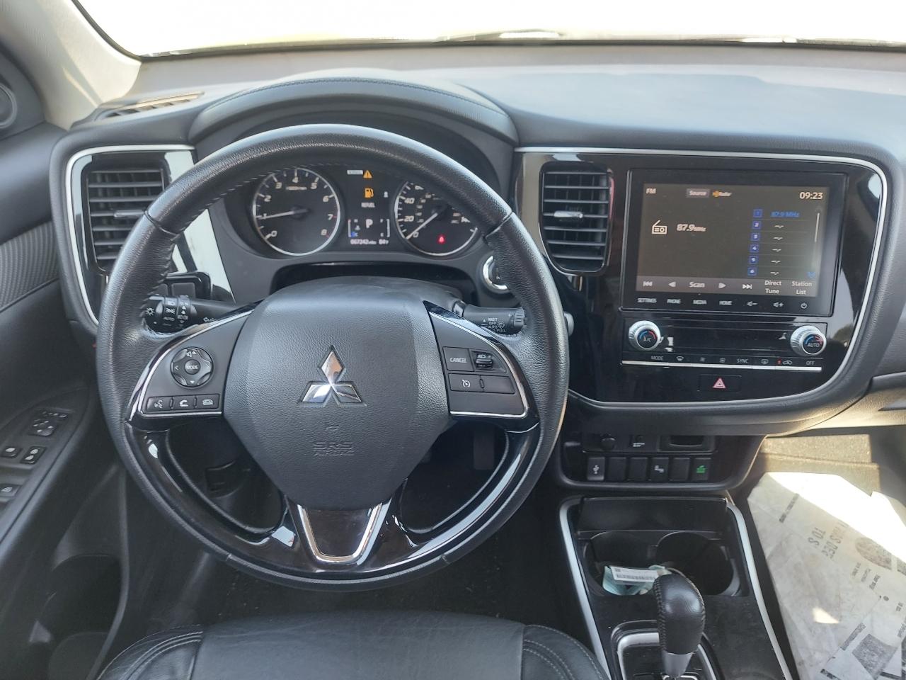 Mitsubishi Outlander SEL AWD 2020