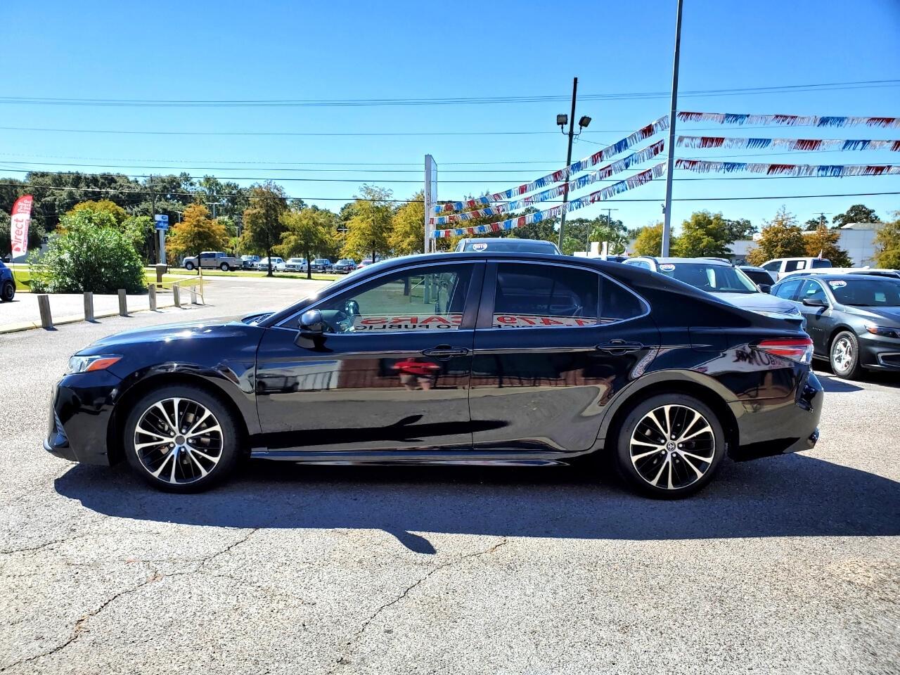 Toyota Camry SE 2018