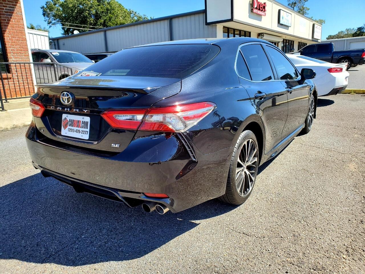 Toyota Camry SE 2018