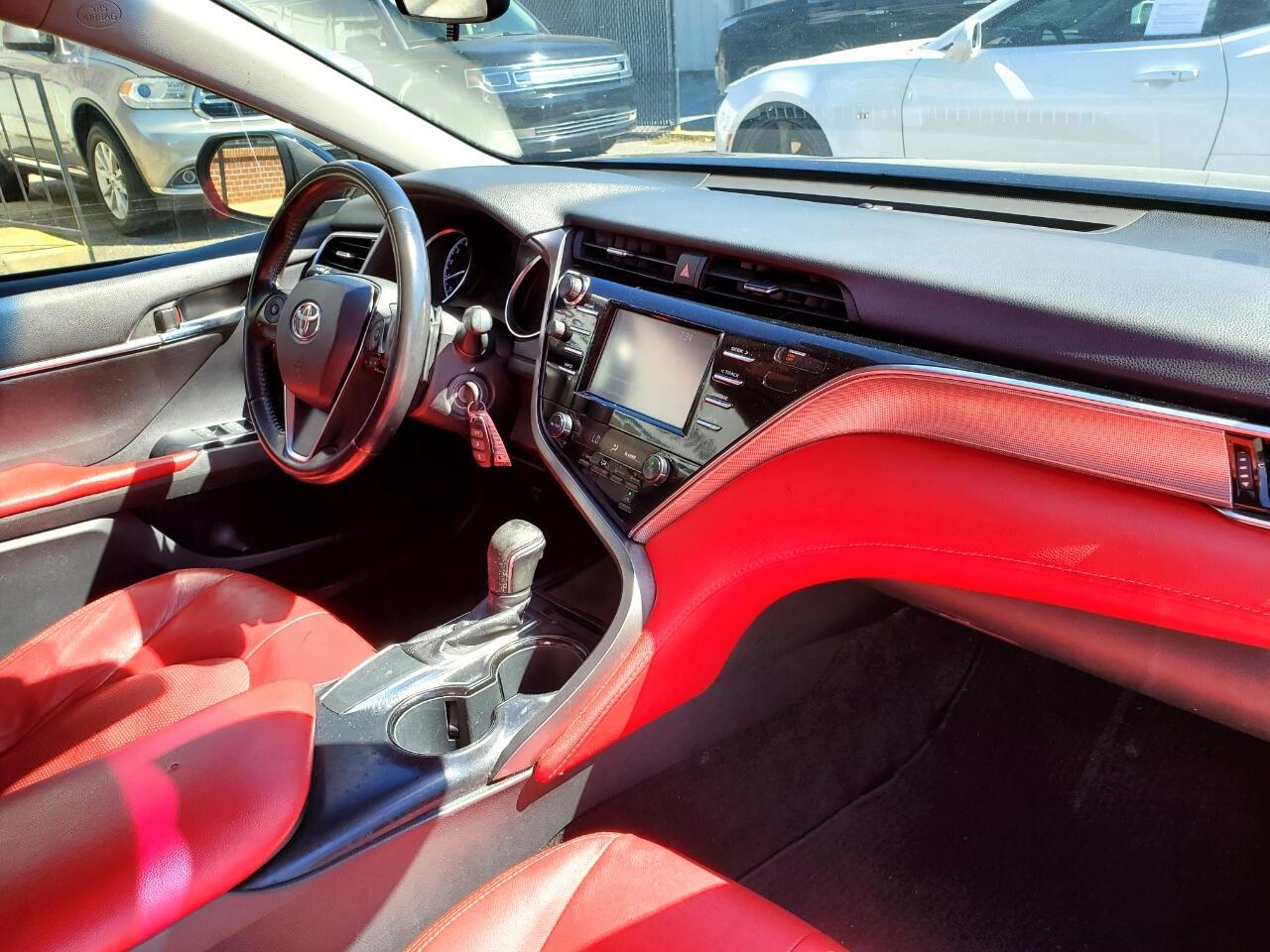 Toyota Camry SE 2018