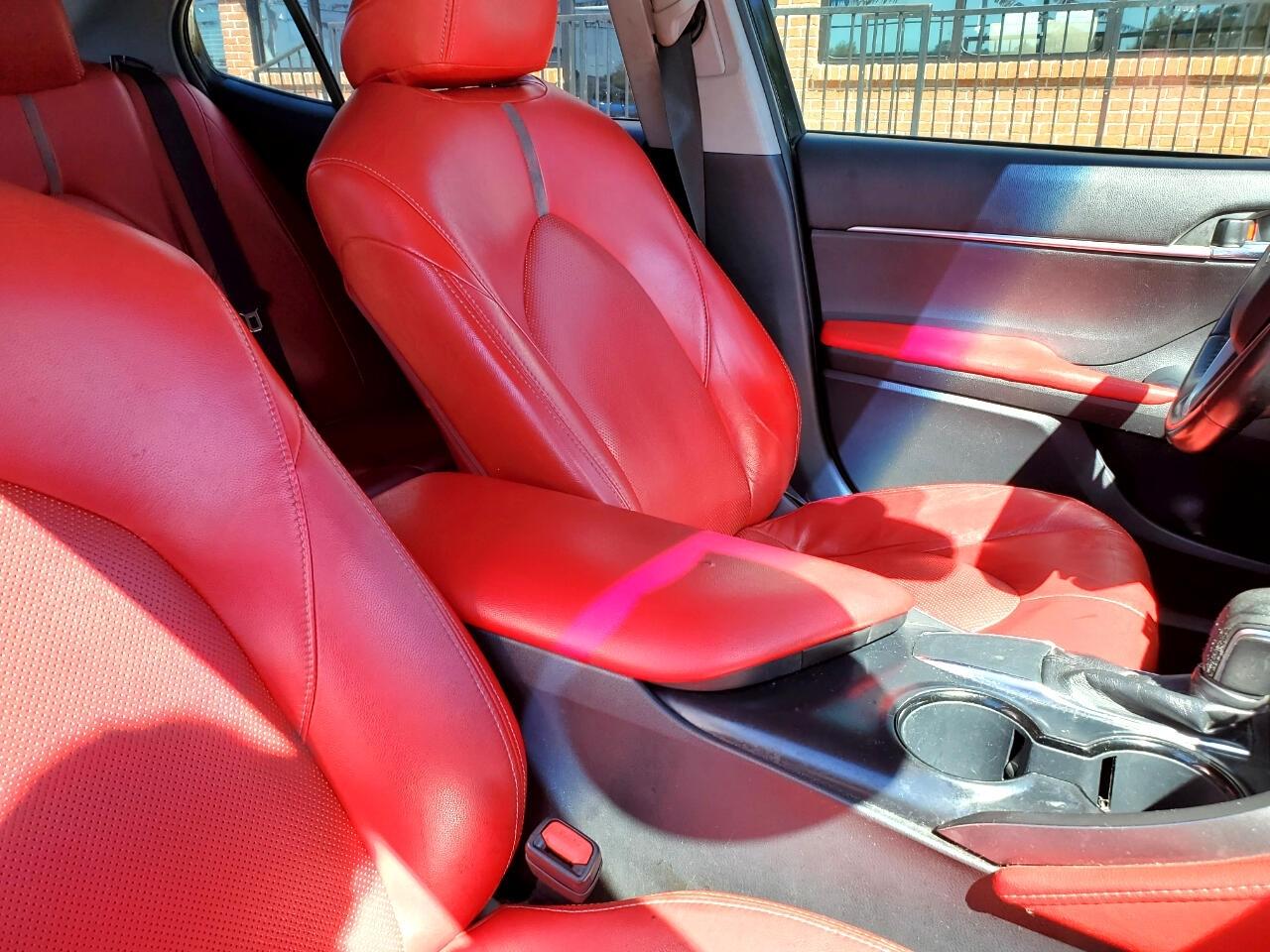 Toyota Camry SE 2018