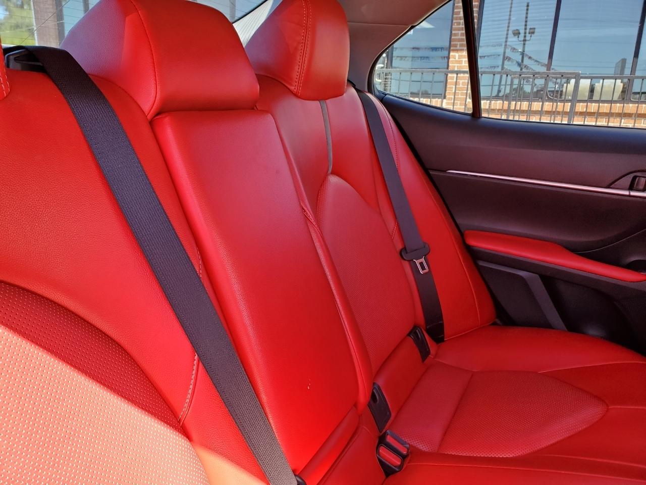 Toyota Camry SE 2018