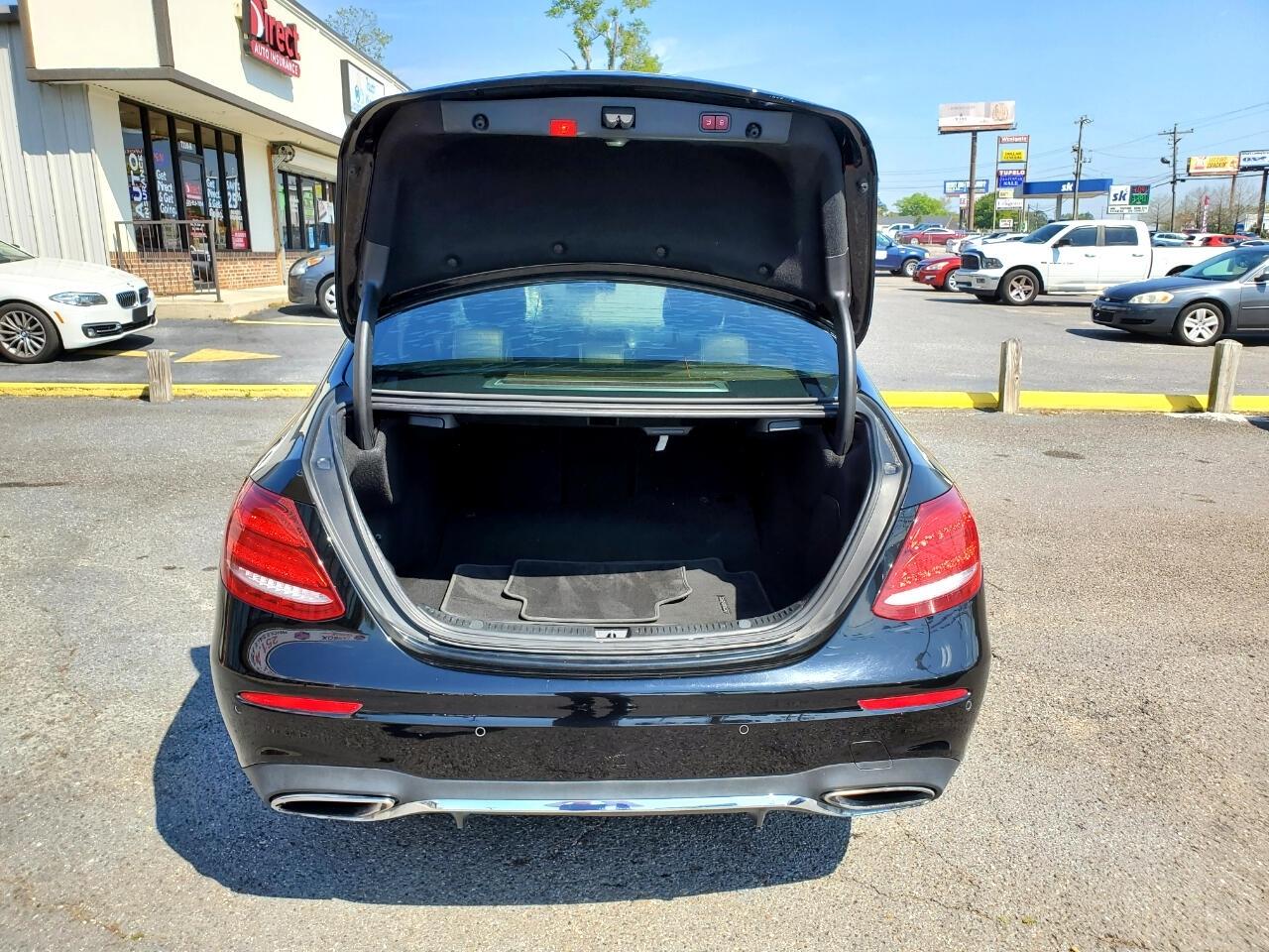 Mercedes-Benz E-Class E300 Luxury 4MATIC Sedan 2017