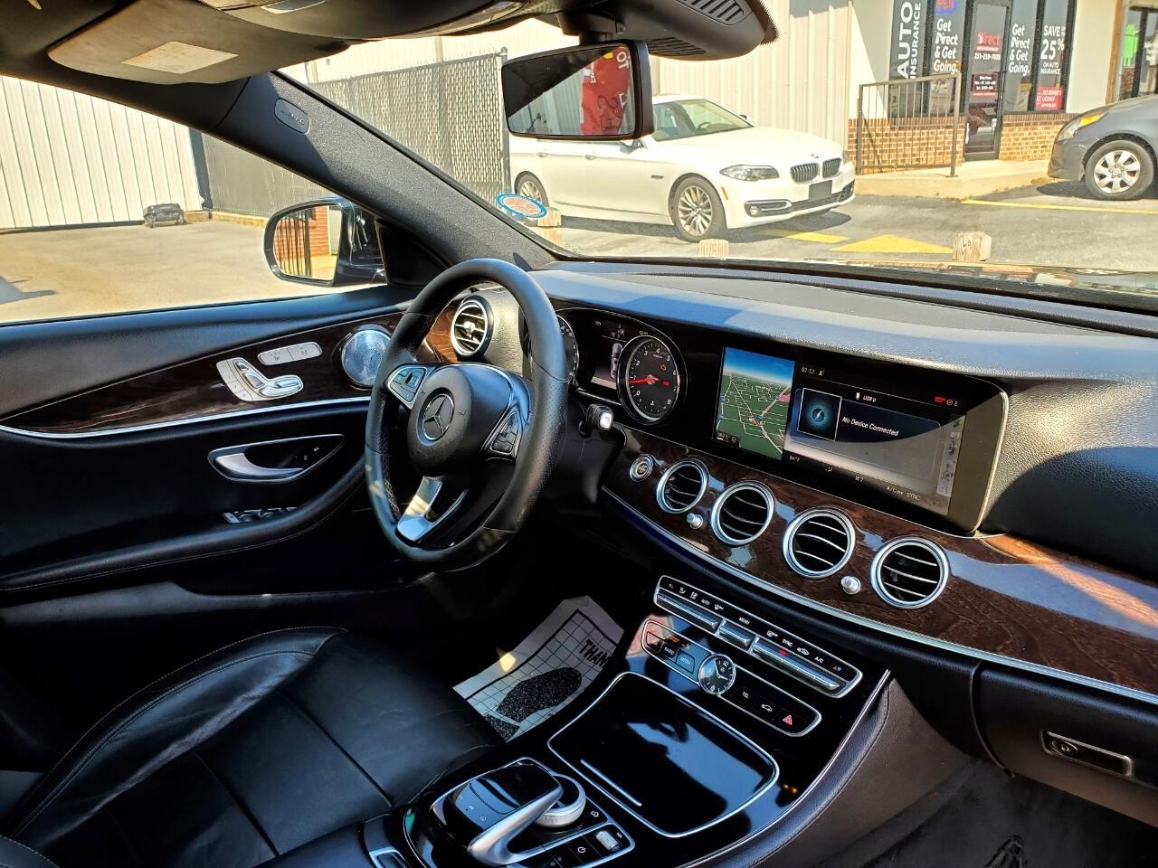 Mercedes-Benz E-Class E300 Luxury 4MATIC Sedan 2017