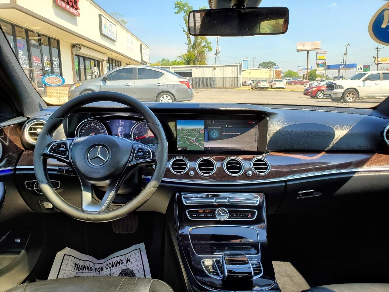 Mercedes-Benz E-Class E300 Luxury 4MATIC Sedan 2017