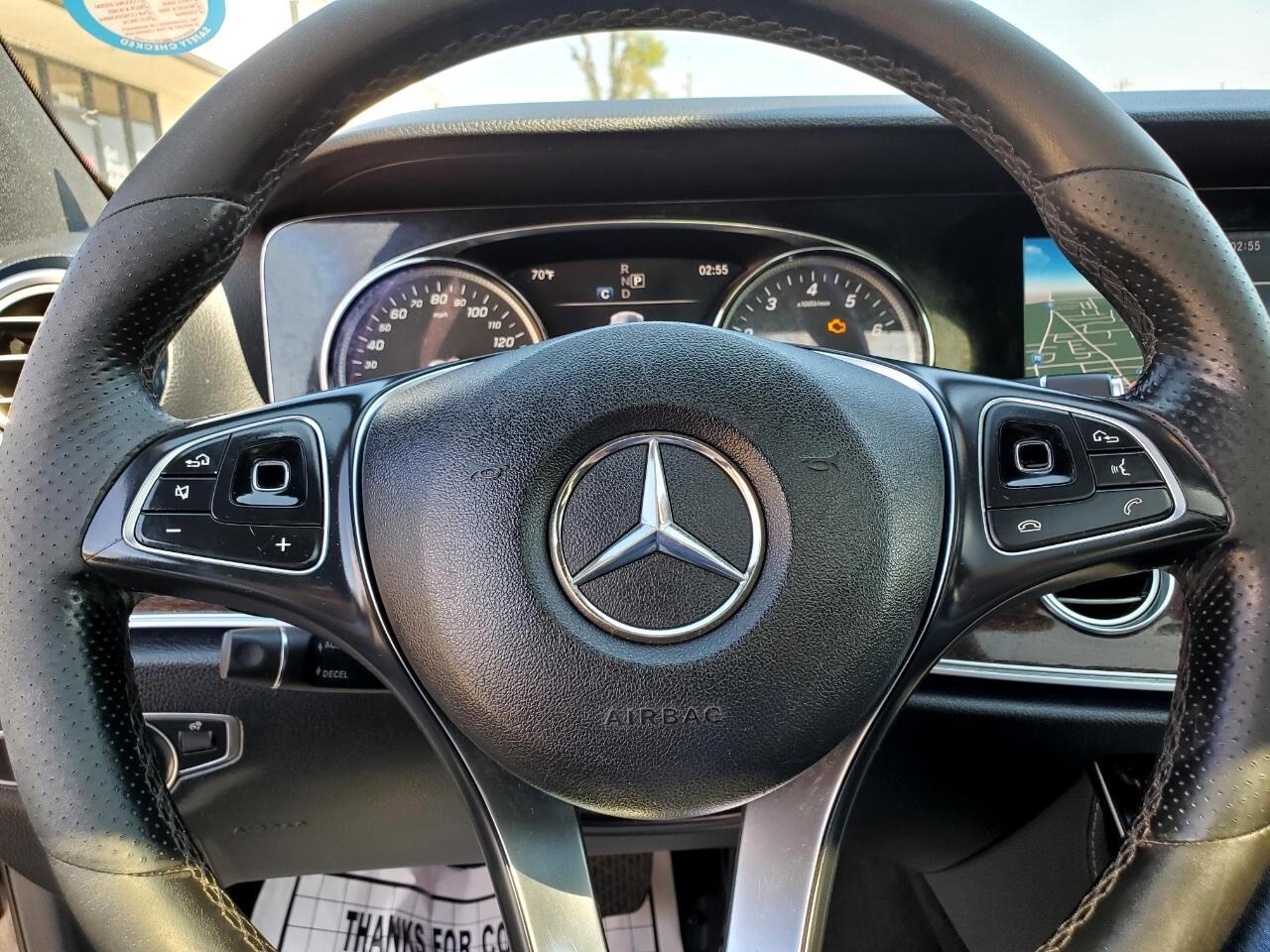 Mercedes-Benz E-Class E300 Luxury 4MATIC Sedan 2017