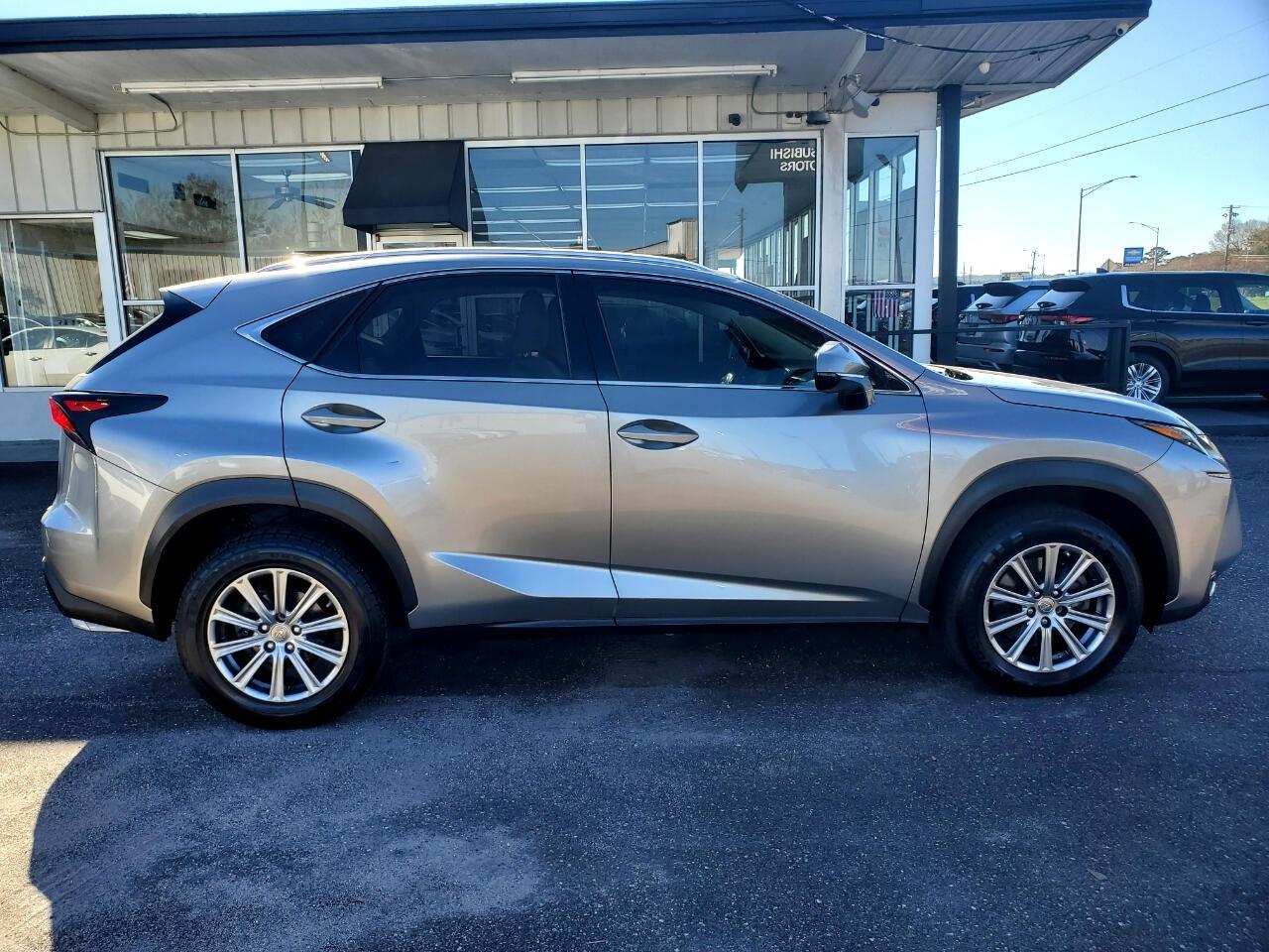 Lexus NX 200t FWD 2017