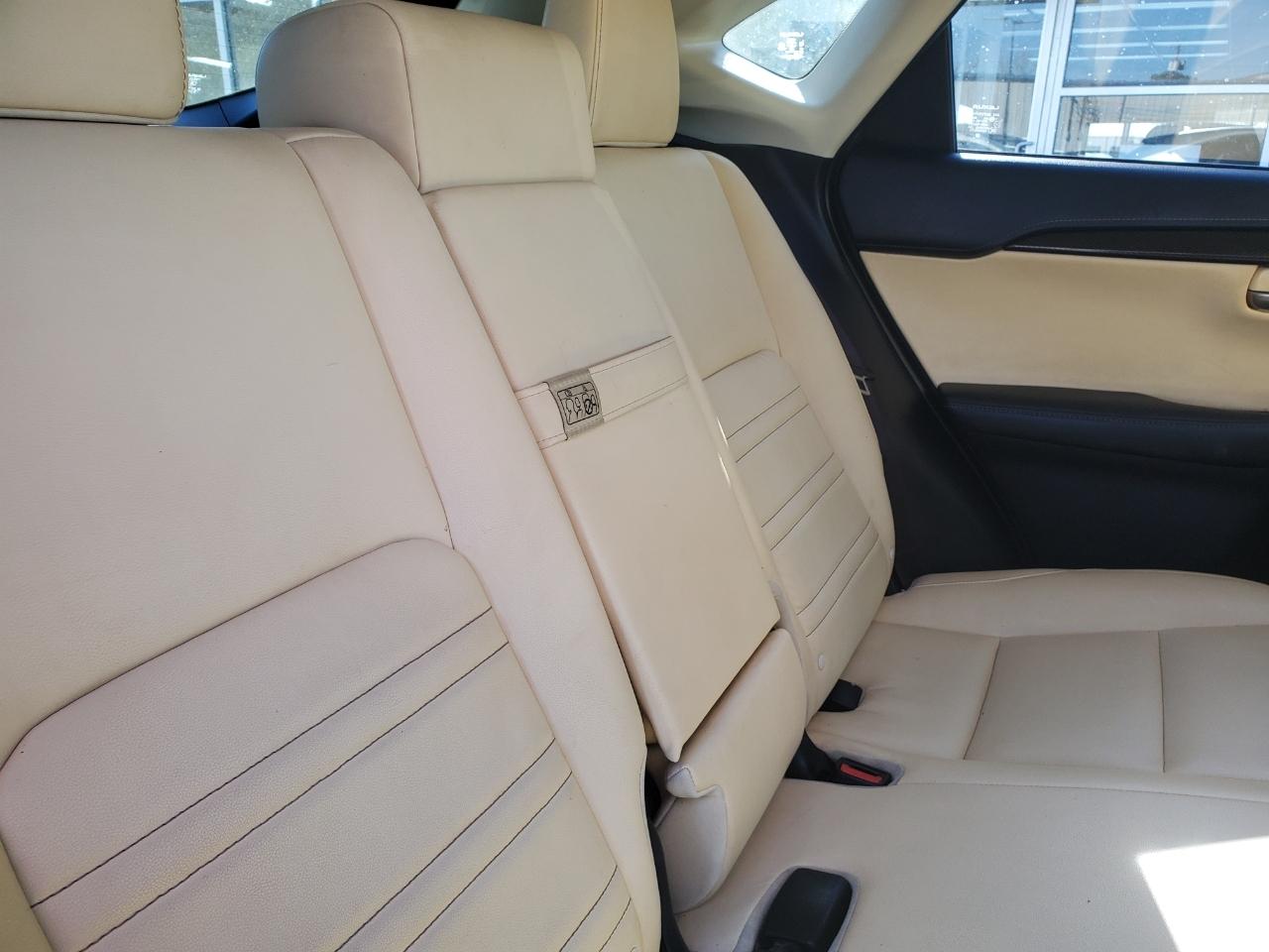 Lexus NX 200t FWD 2017