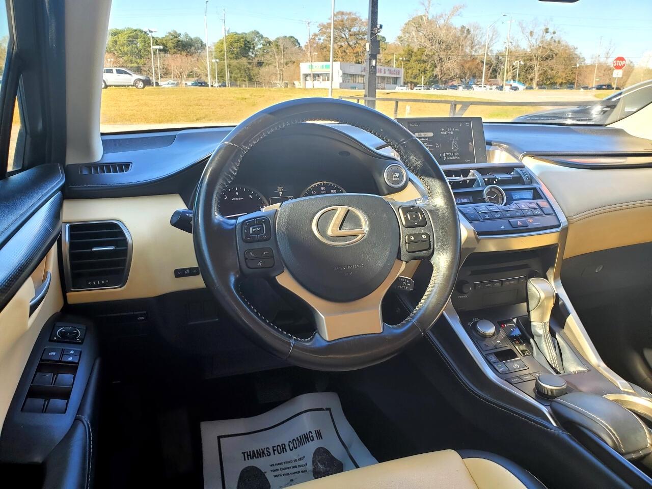 Lexus NX 200t FWD 2017