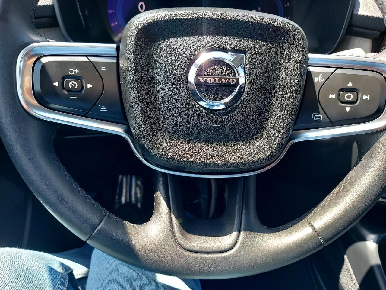 Volvo XC40 B5 Plus Bright AWD 2023