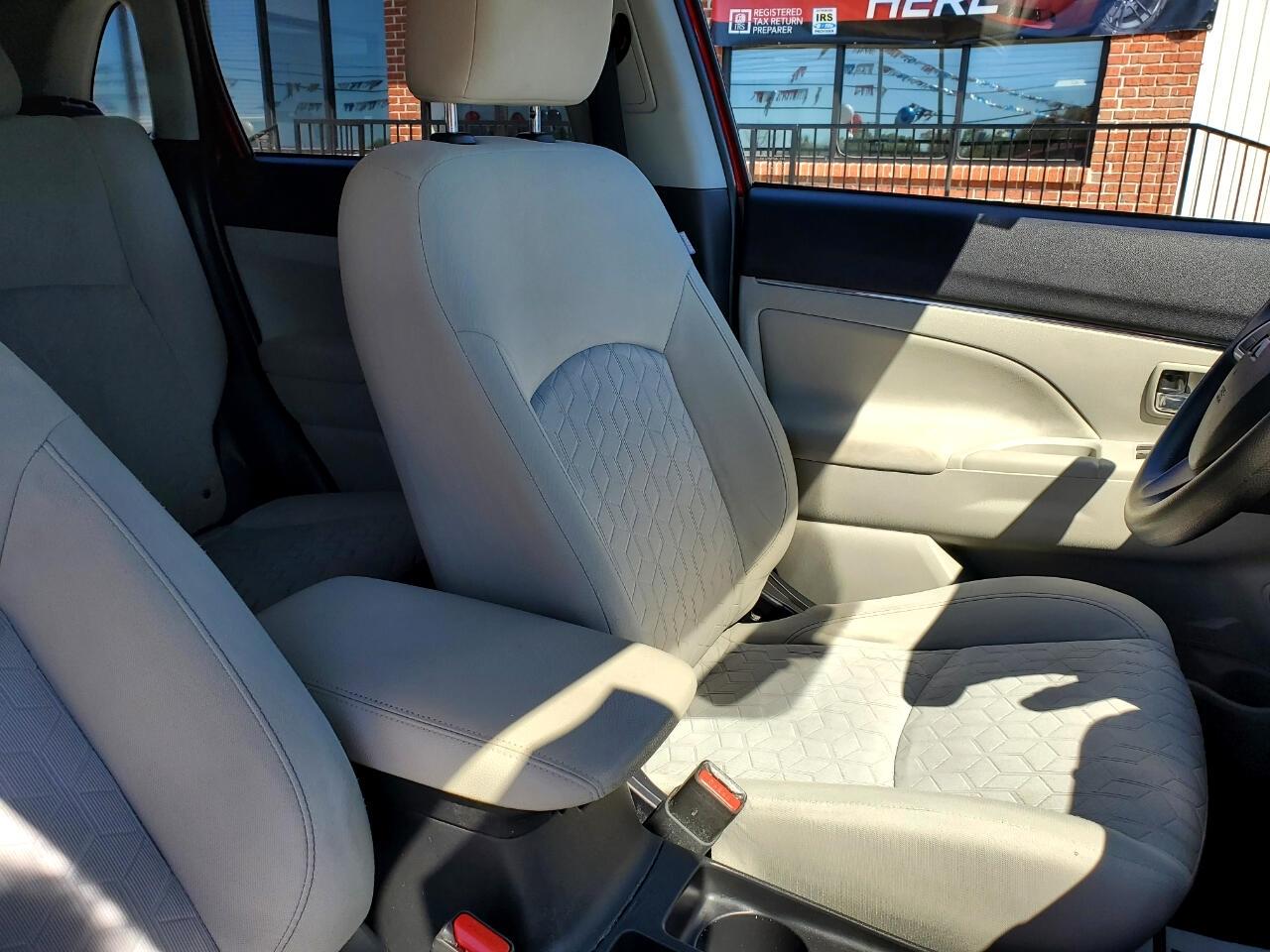 Mitsubishi Outlander Sport 2.0 ES CVT 2020