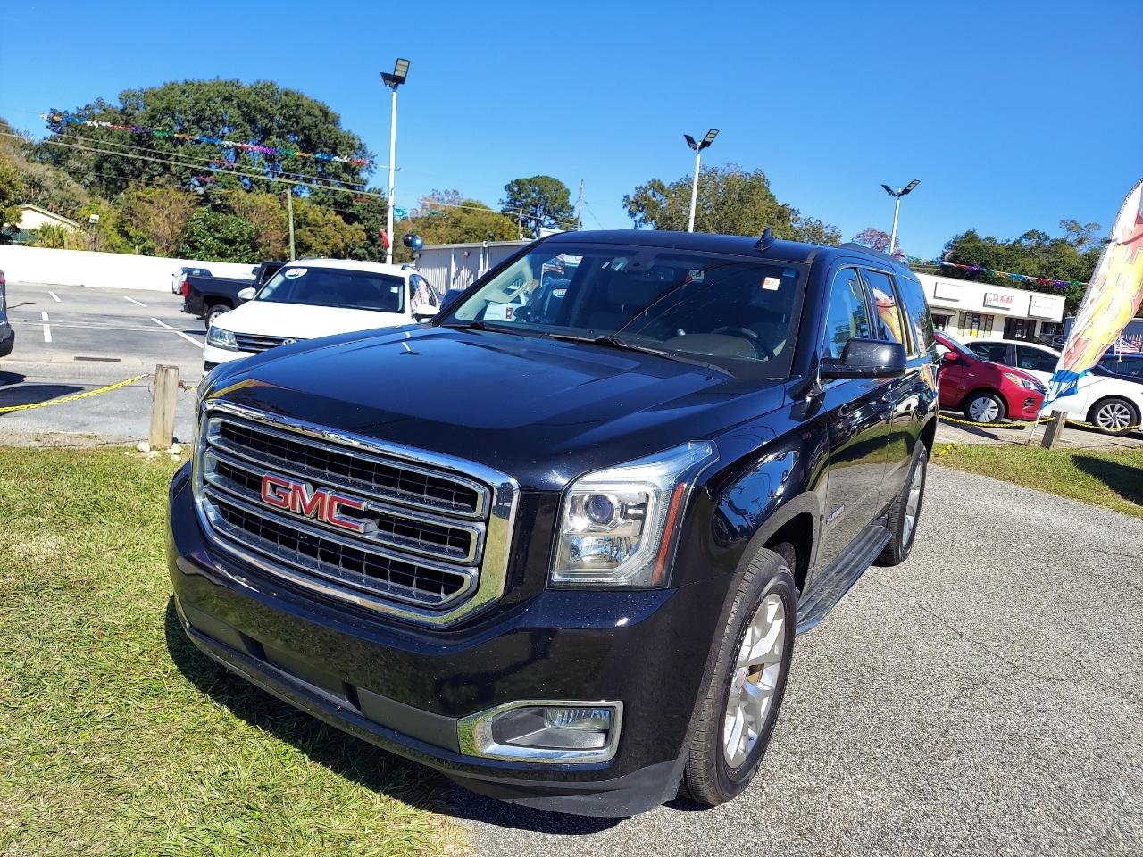 GMC Yukon SLE 4WD 2017