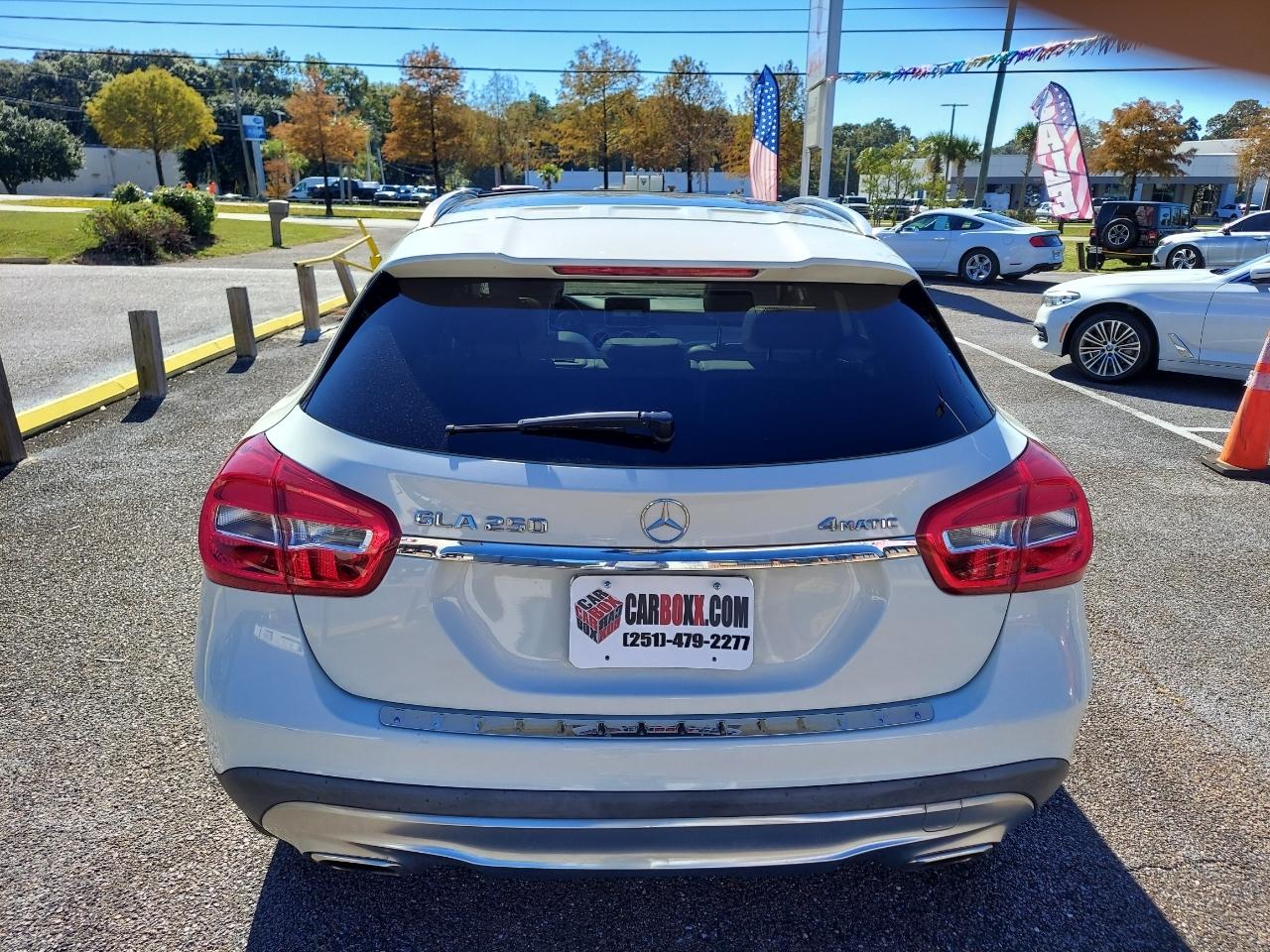 Mercedes-Benz GLA-Class GLA250 4MATIC 2015