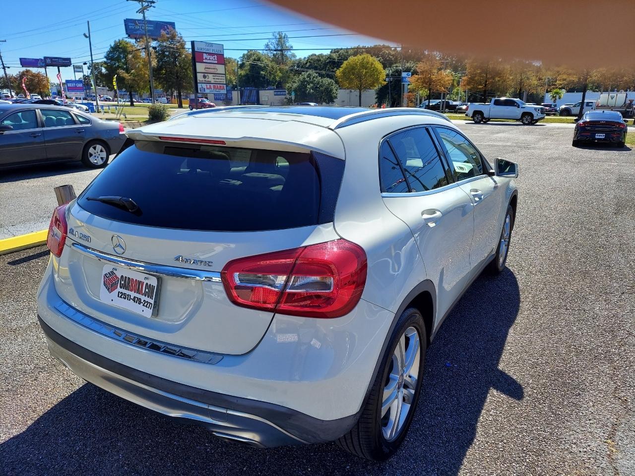 Mercedes-Benz GLA-Class GLA250 4MATIC 2015