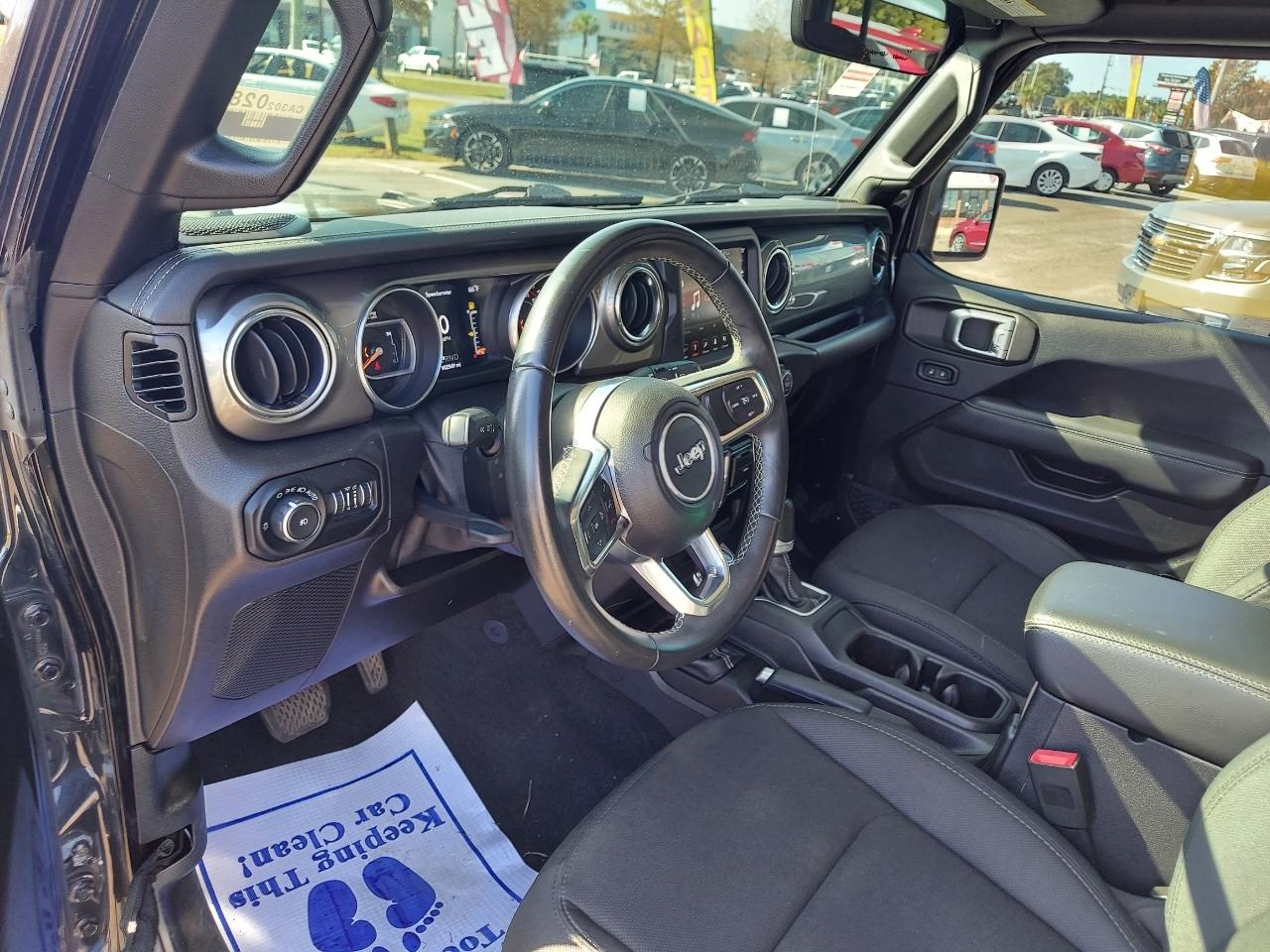 Jeep Wrangler Unlimited Sahara 2019