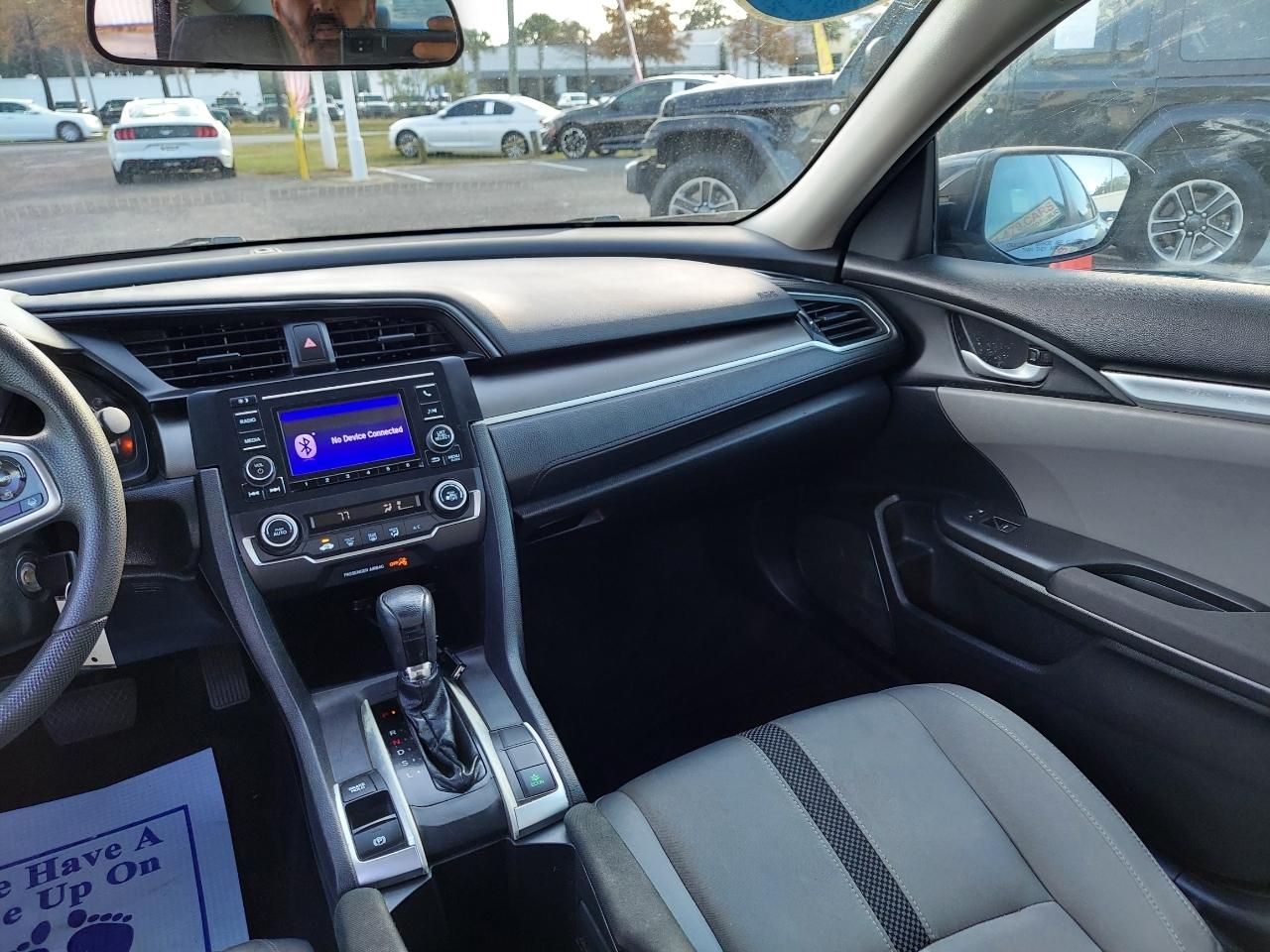 Honda Civic LX Honda Sensing Sedan CVT 2021