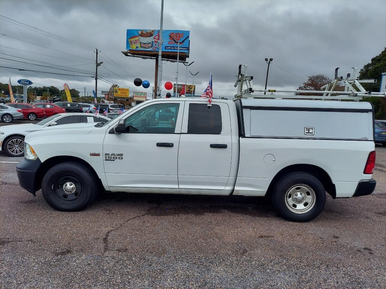 RAM 1500 Classic Tradesman Quad Cab 2WD 2021