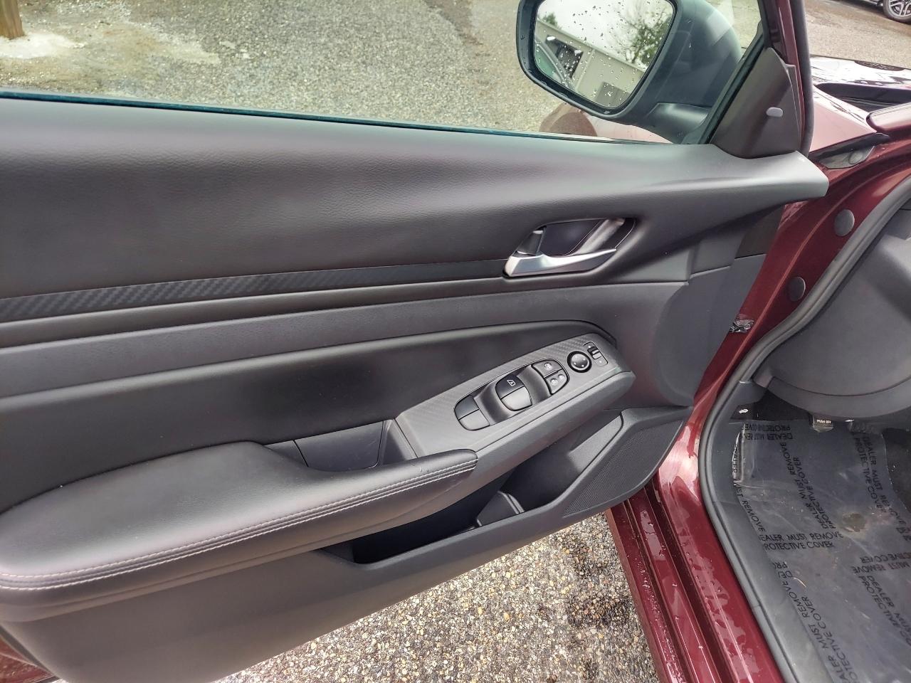 Nissan Altima 2.5 SV 2024