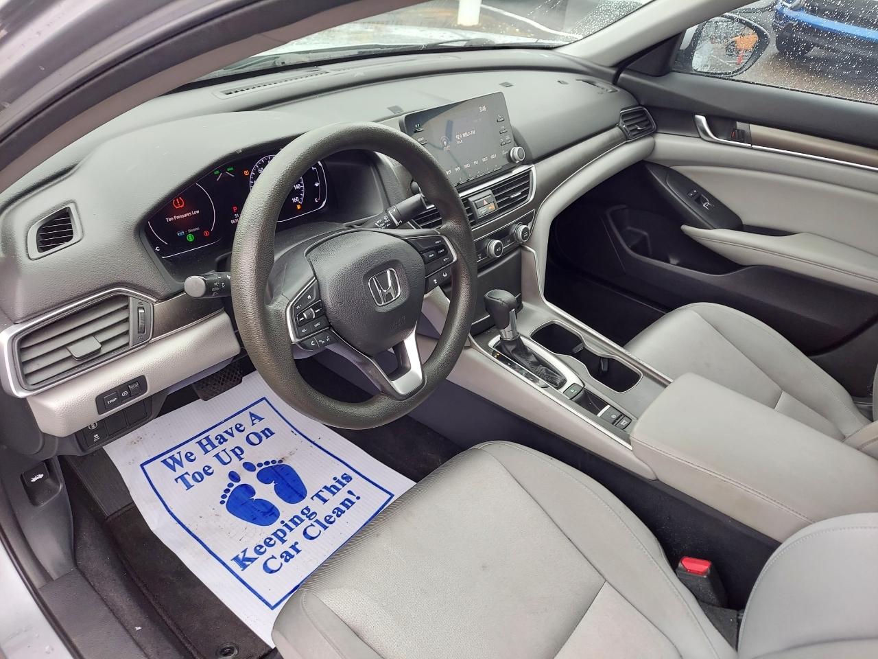 Honda Accord LX CVT 2019