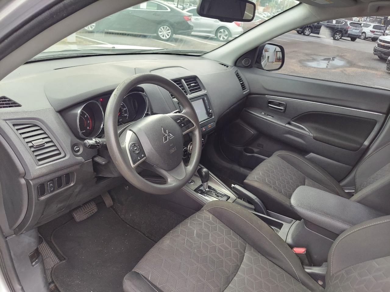 Mitsubishi Outlander Sport 2.0 ES AWD 2021