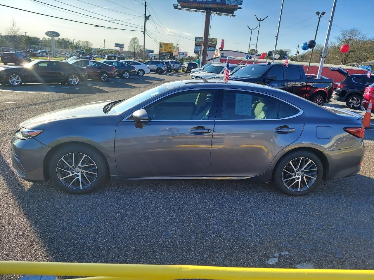 Lexus ES 350 Sedan 2018