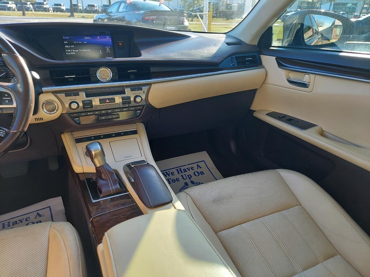 Lexus ES 350 Sedan 2018