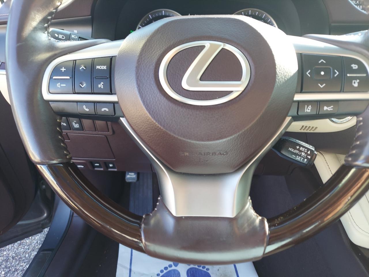 Lexus ES 350 Sedan 2018