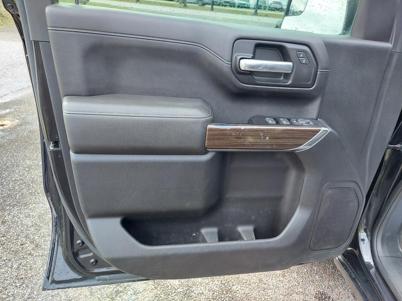 Chevrolet Silverado 1500 RST Crew Cab 4WD 2019