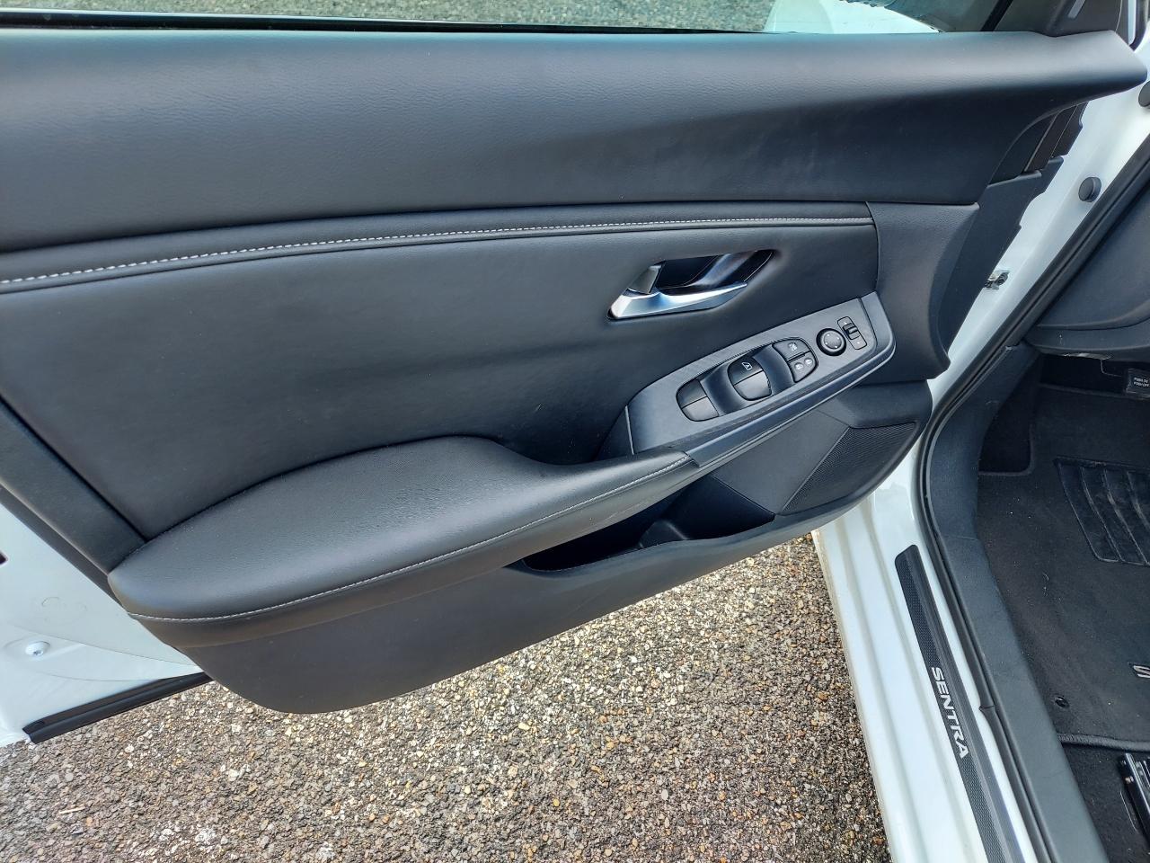 Nissan Sentra SV 2025