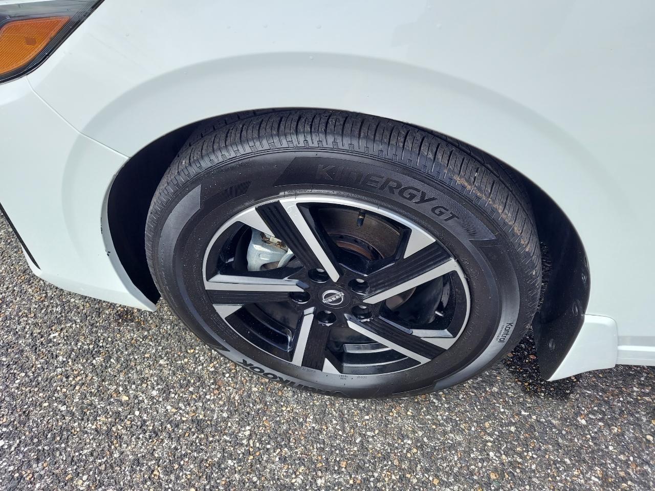 Nissan Sentra SV 2025