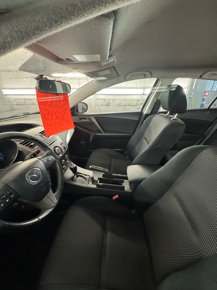 Mazda MAZDA3I  2013