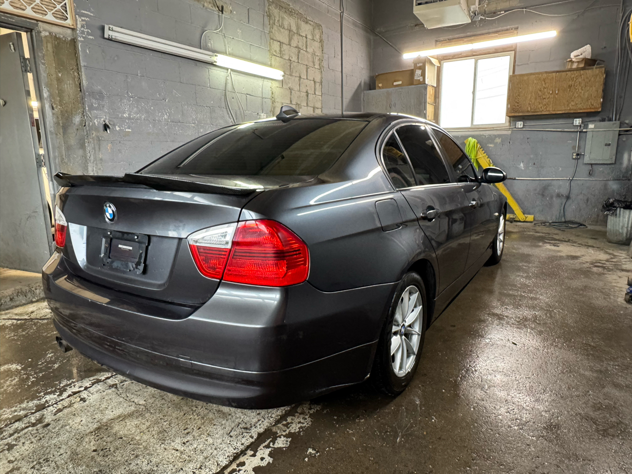 BMW 3-Series 328xi 2007