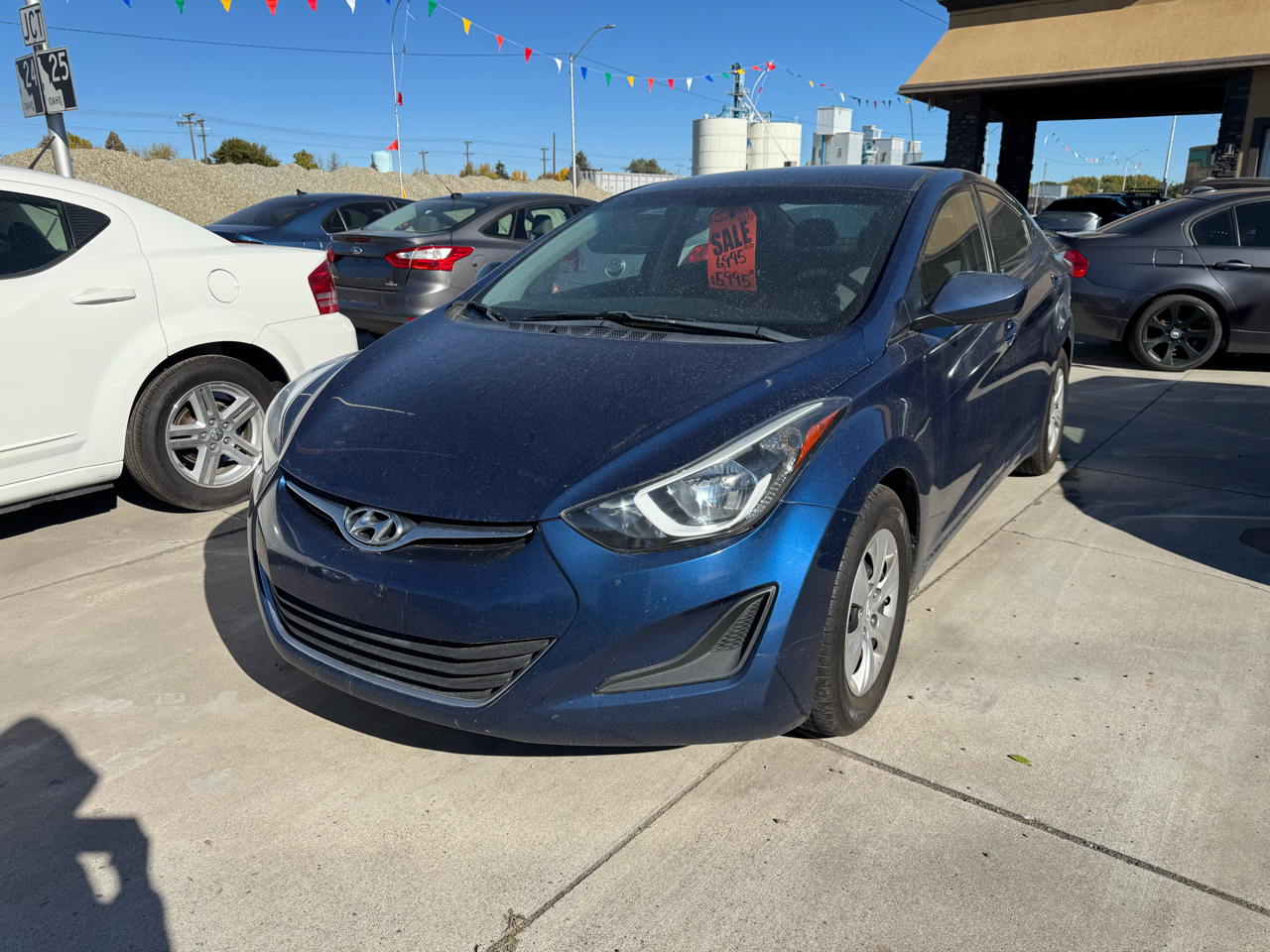 Hyundai Elantra SE 6AT 2016 Hyundai Elantra SE 6AT 2016