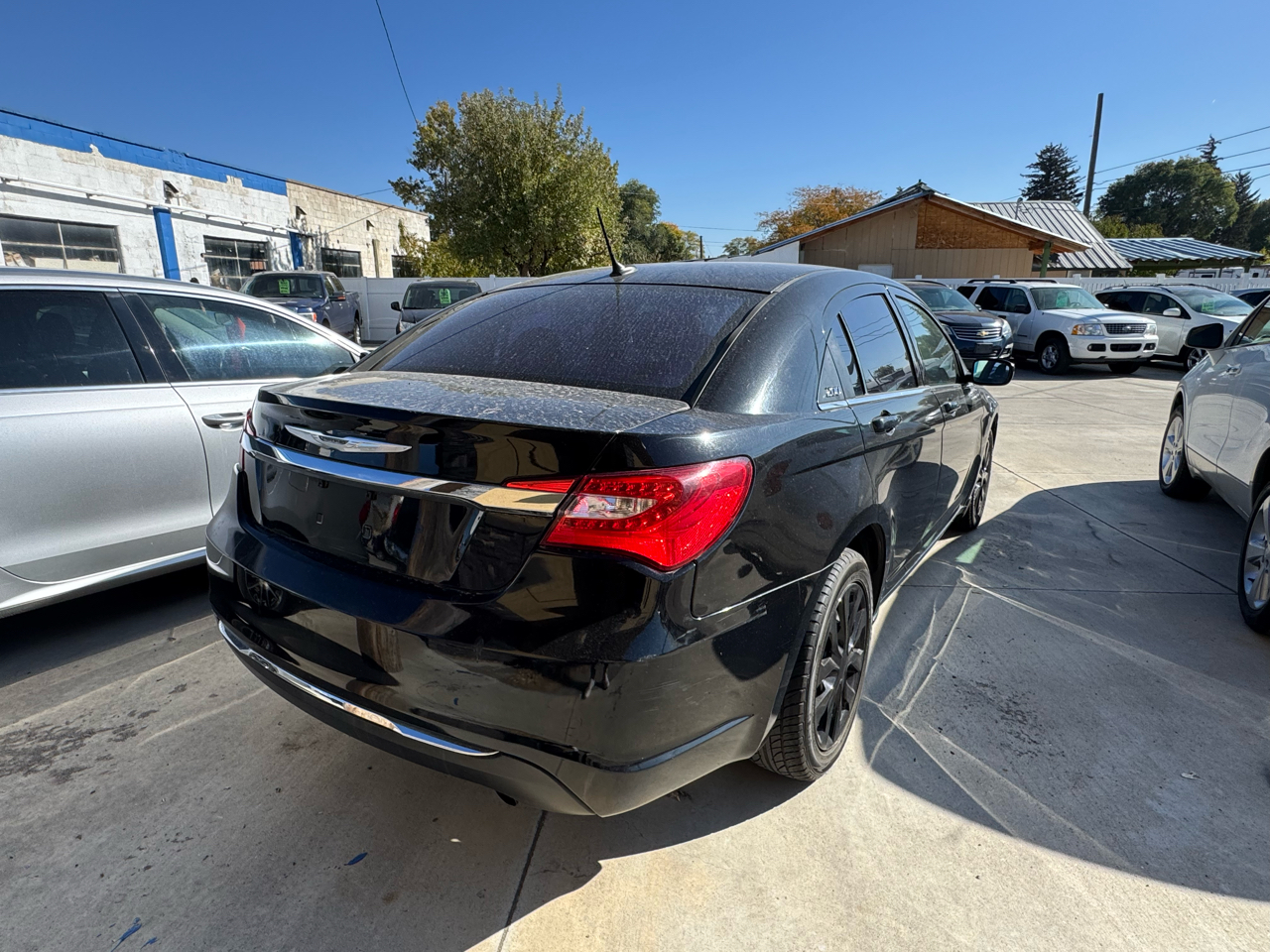 Chrysler 200 LX 2012 Chrysler 200 LX 2012