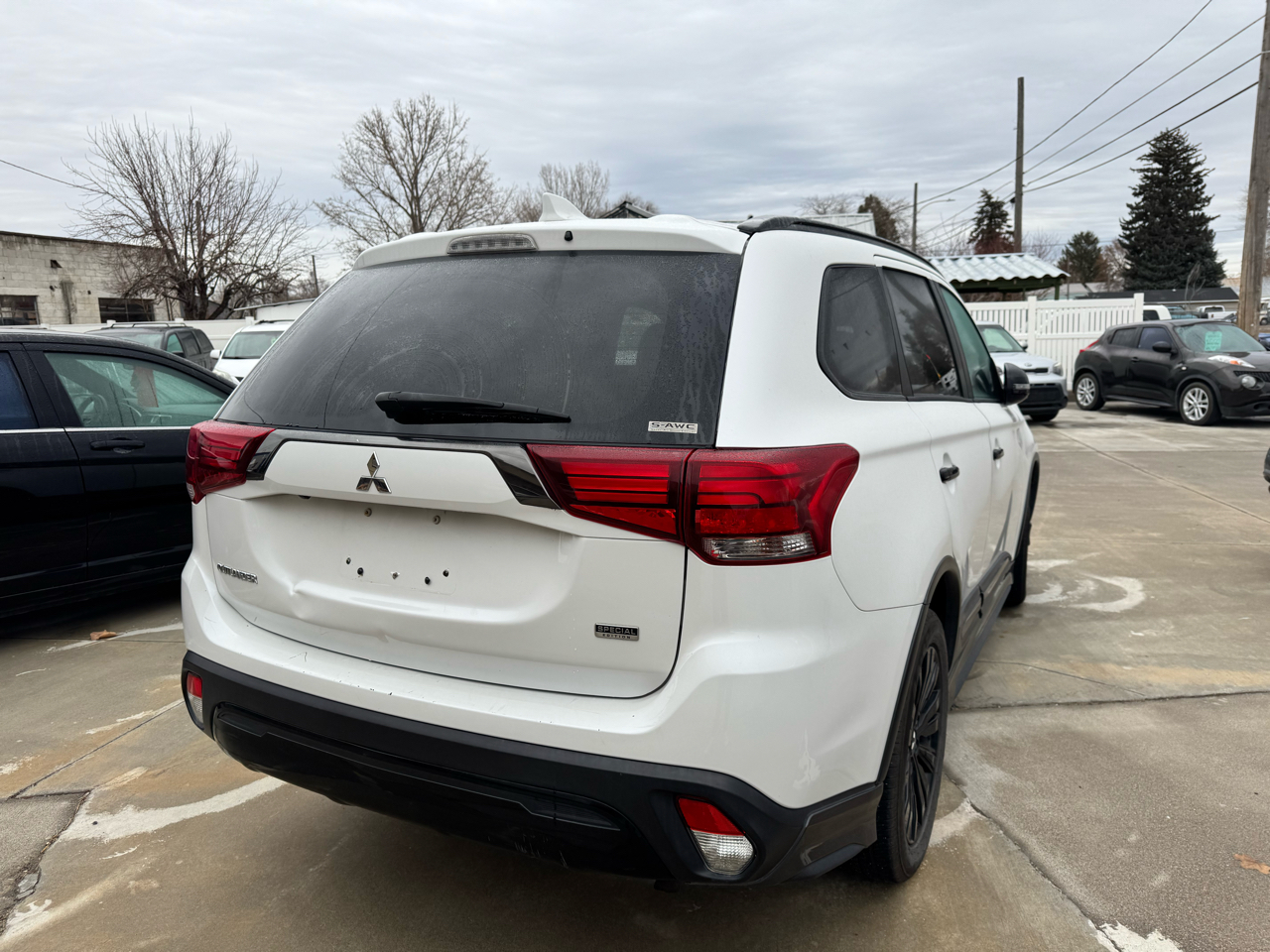 Mitsubishi Outlander SEL AWD 2020